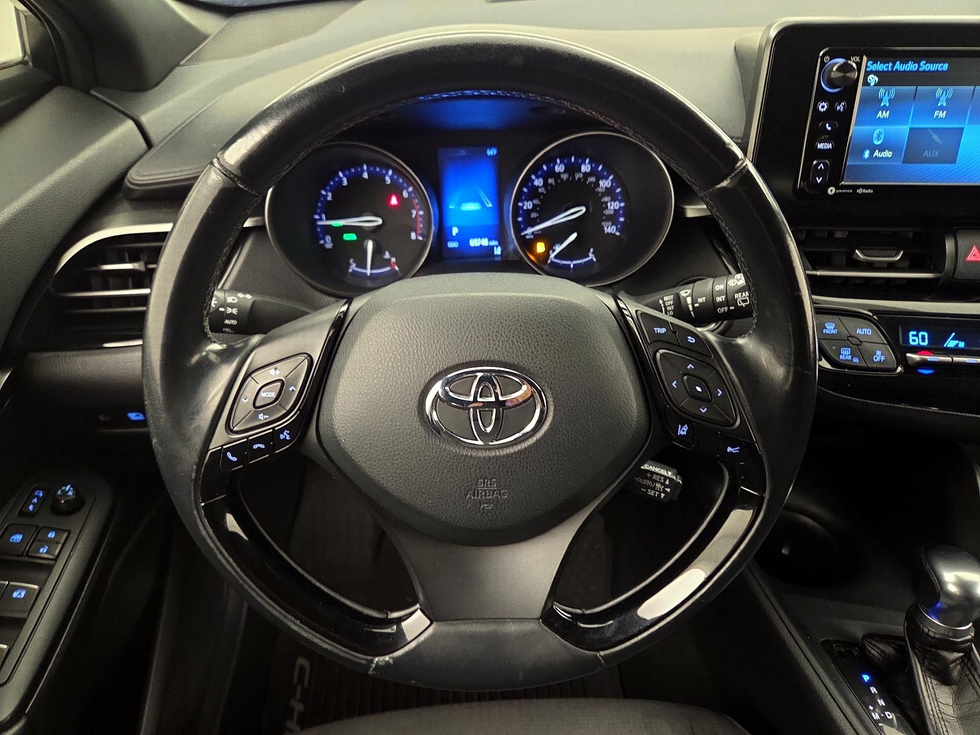Thumbnail: 2018 Toyota C-HR - 10