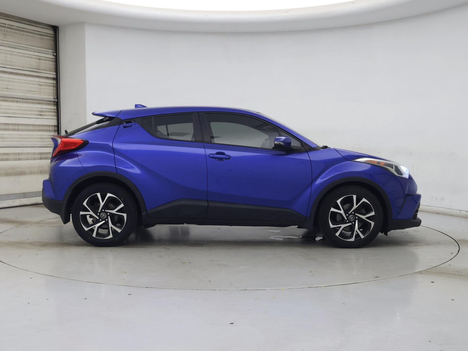 2018 Toyota C-HR XLE Premium - Photo 8