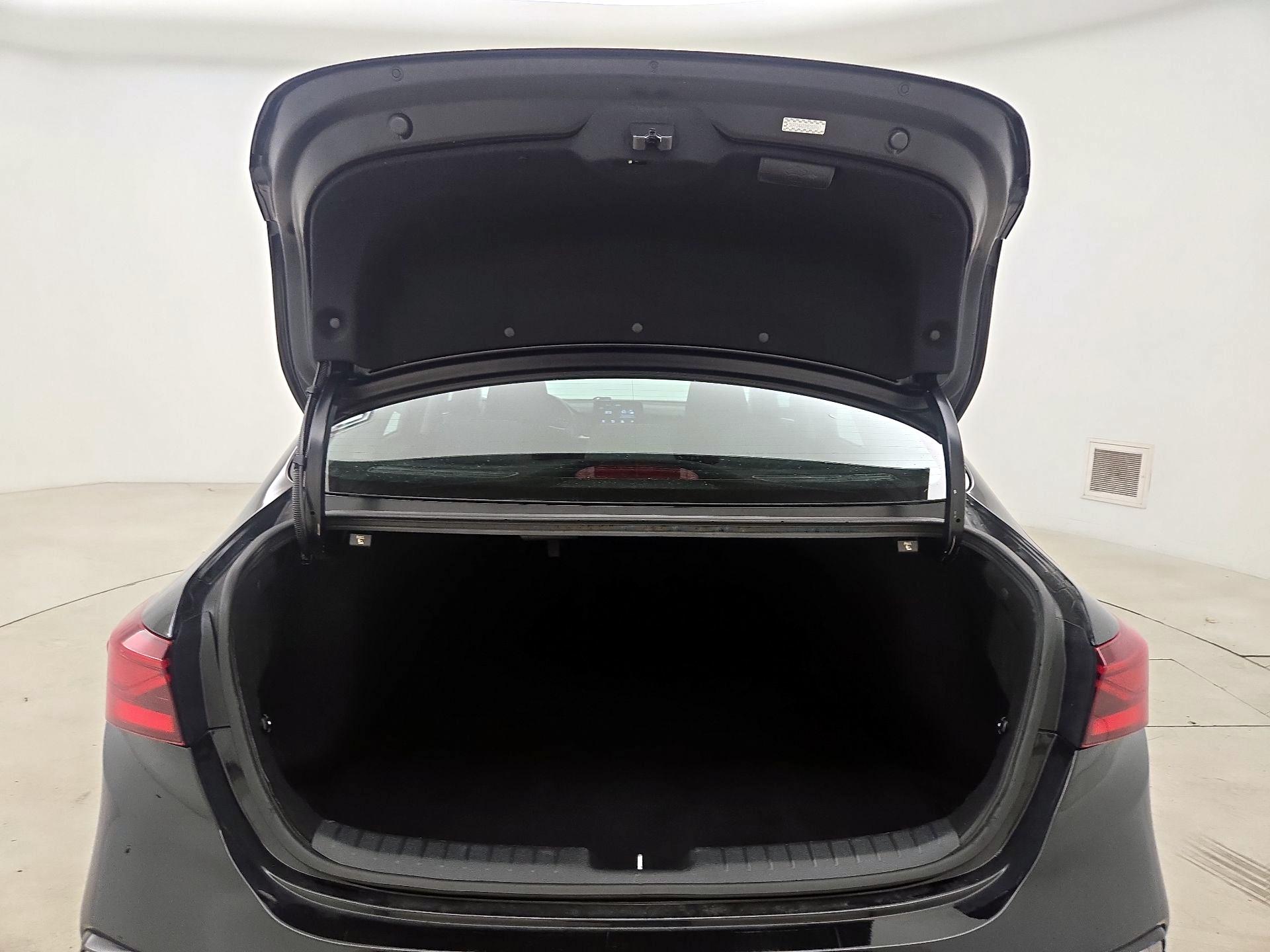 Thumbnail: 2021 Kia Forte - 20