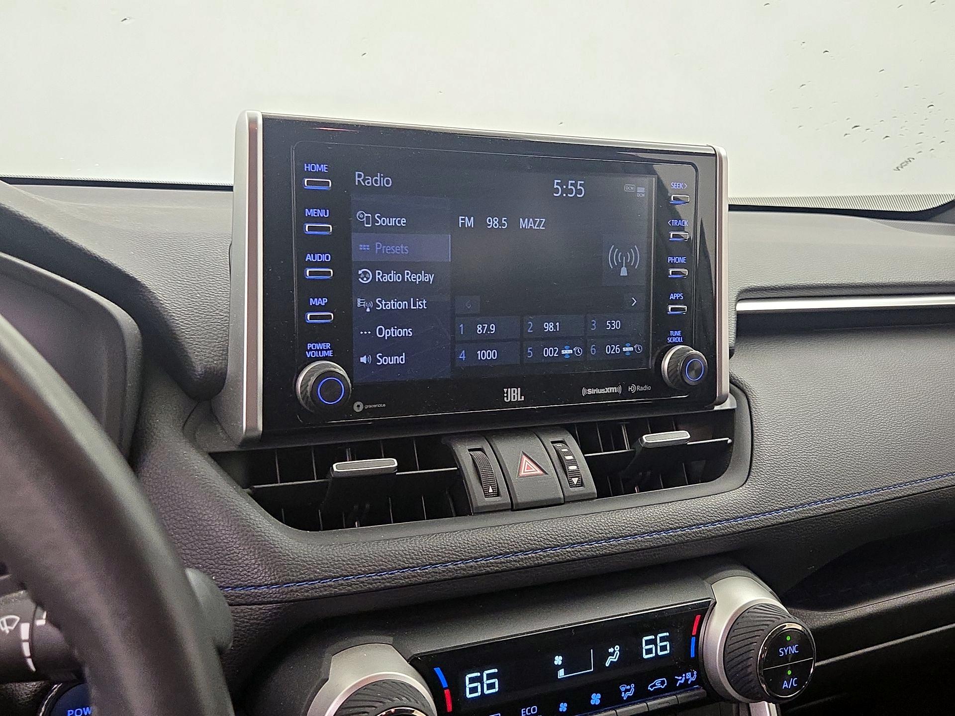 Thumbnail: 2020 Toyota RAV4 - 16