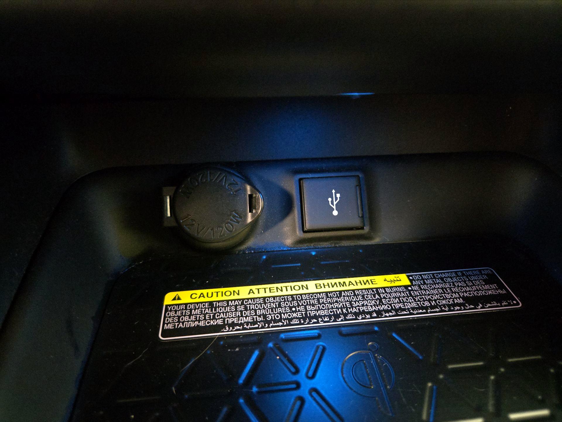 Thumbnail: 2020 Toyota RAV4 - 19