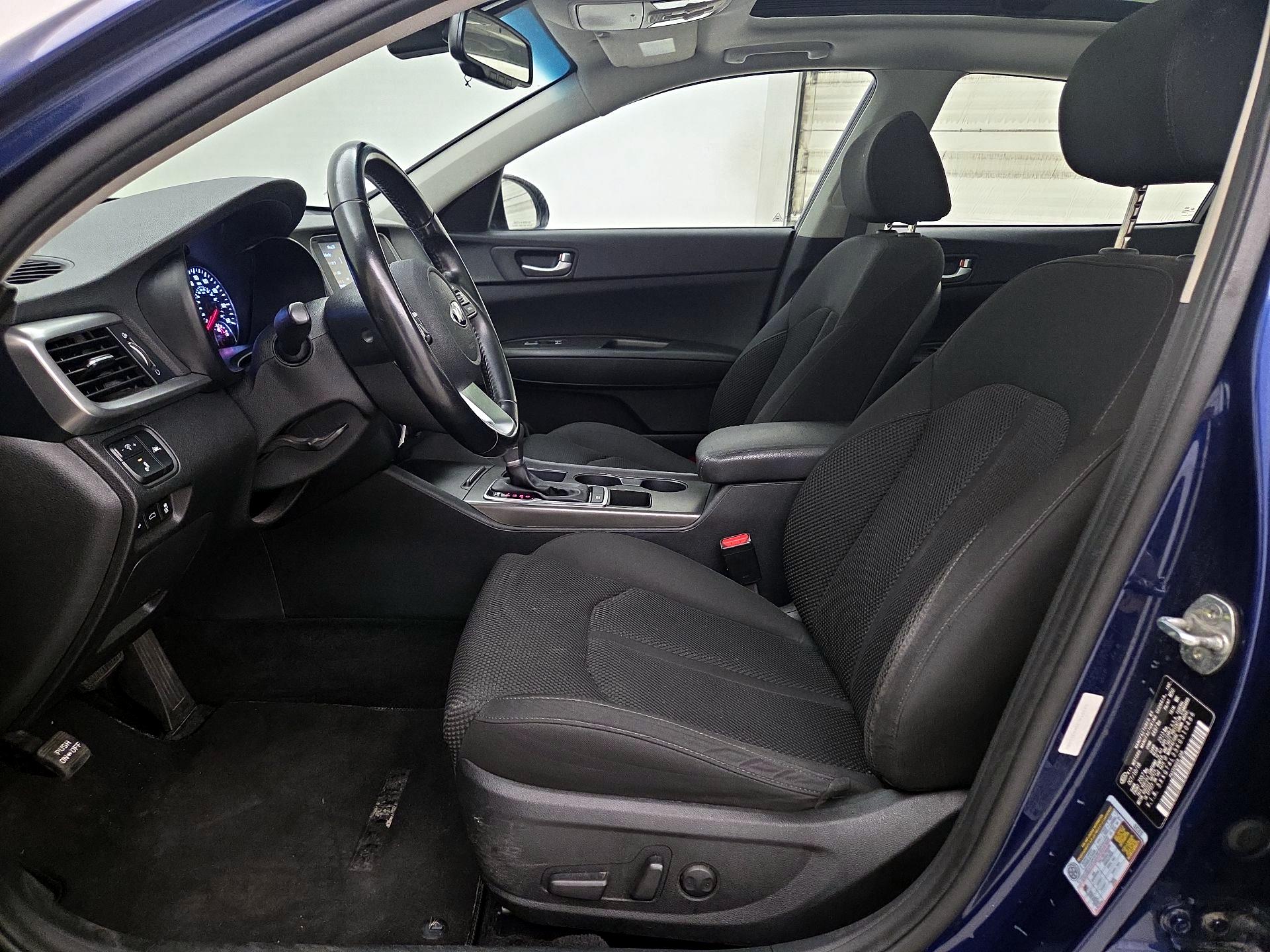 Thumbnail: 2019 Kia Optima - 11