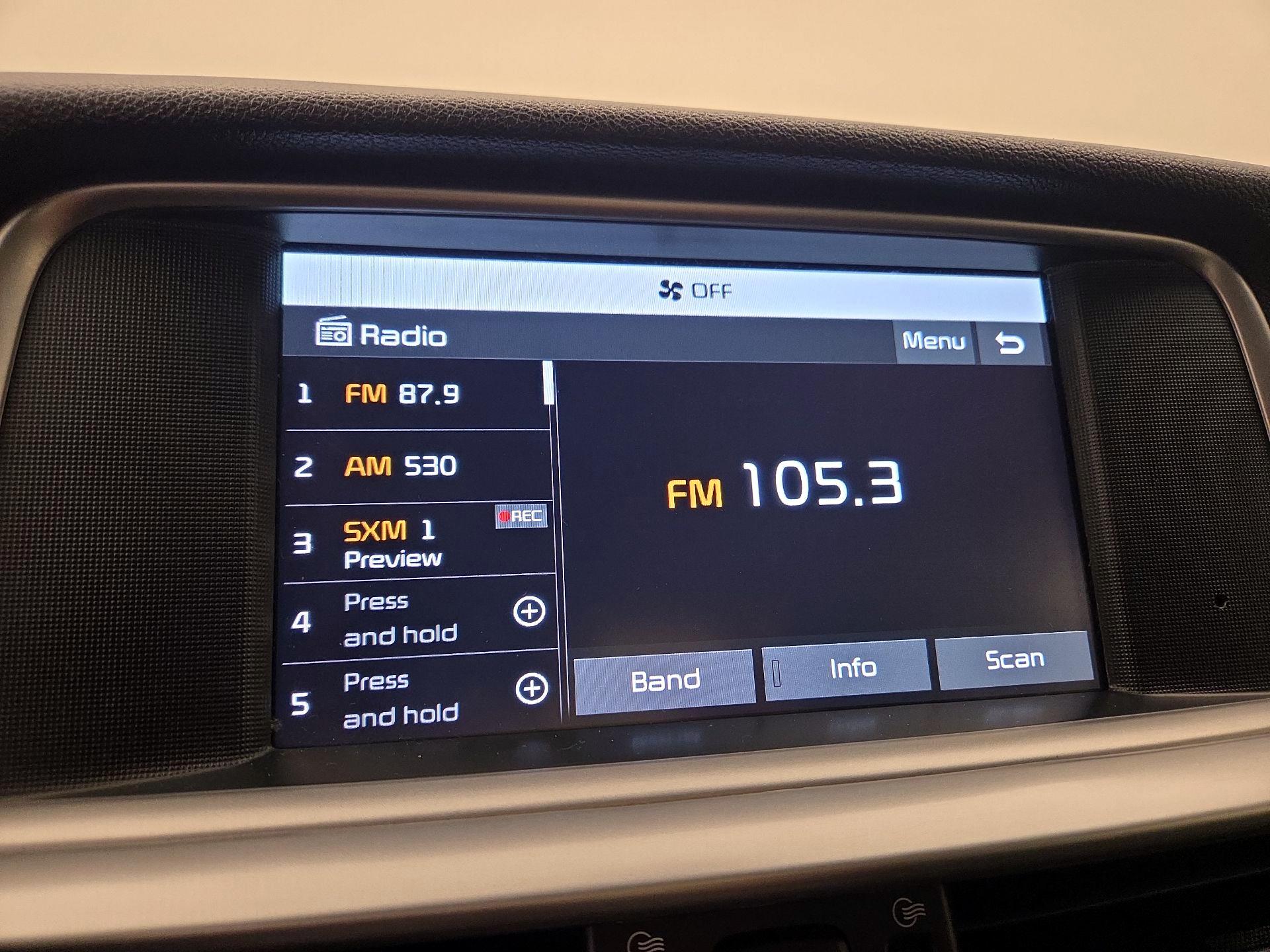Thumbnail: 2019 Kia Optima - 15