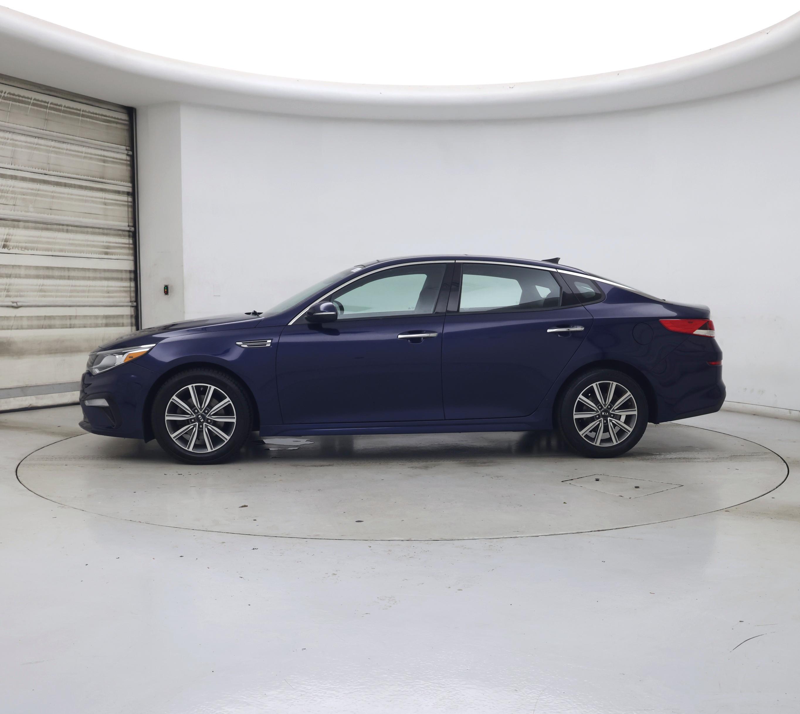 Thumbnail: 2019 Kia Optima - 3