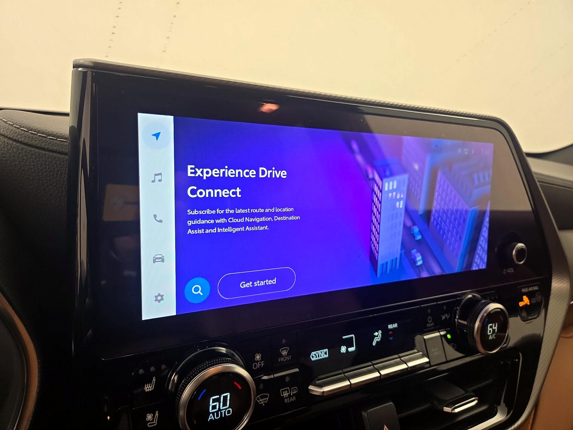 Thumbnail: 2023 Toyota Highlander - 14