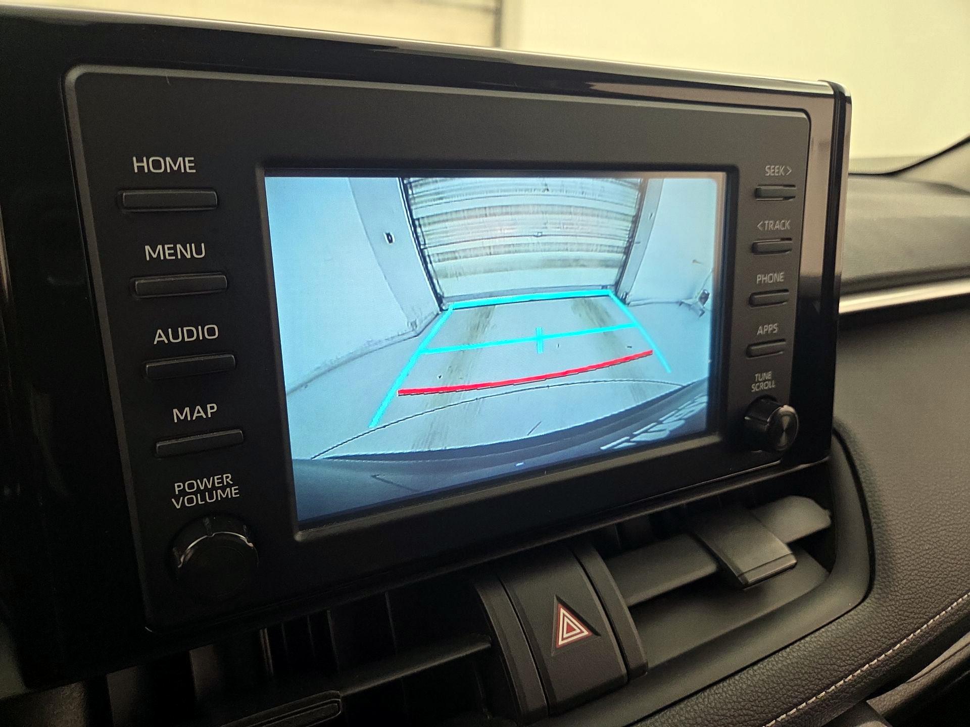 Thumbnail: 2019 Toyota RAV4 - 14