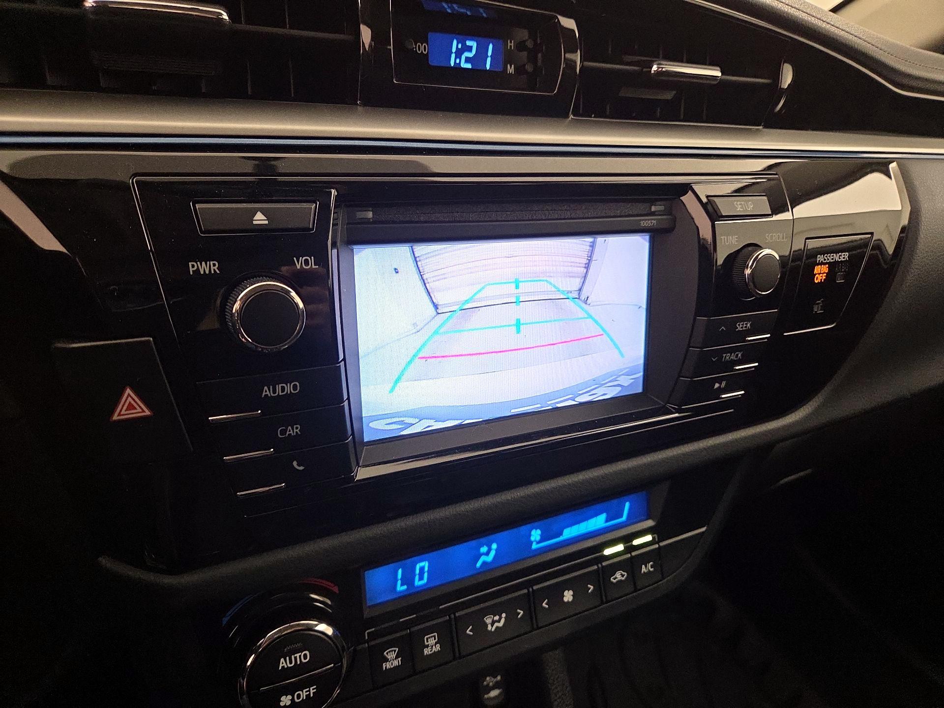 Thumbnail: 2016 Toyota Corolla - 14