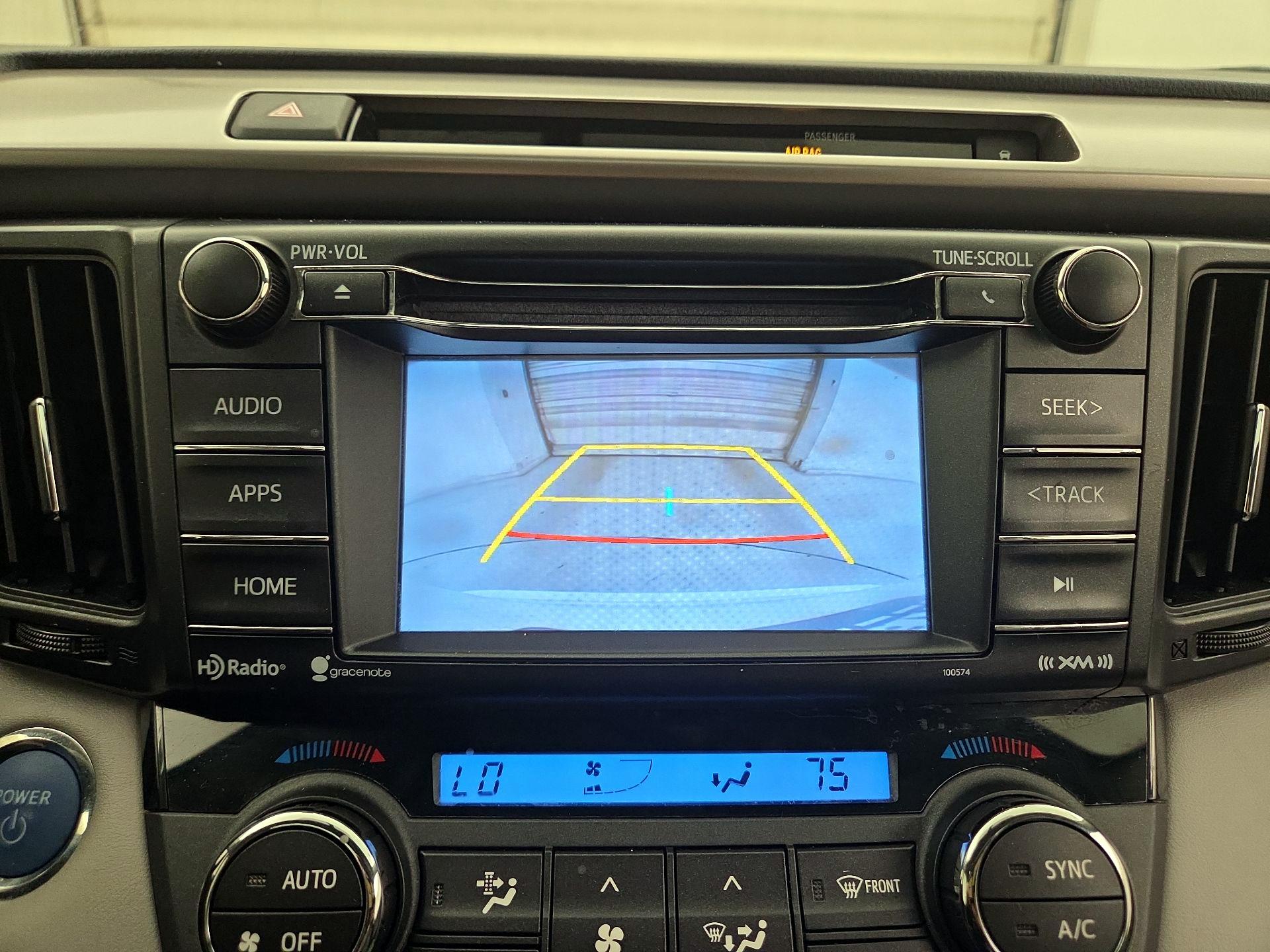 Thumbnail: 2016 Toyota RAV4 - 14