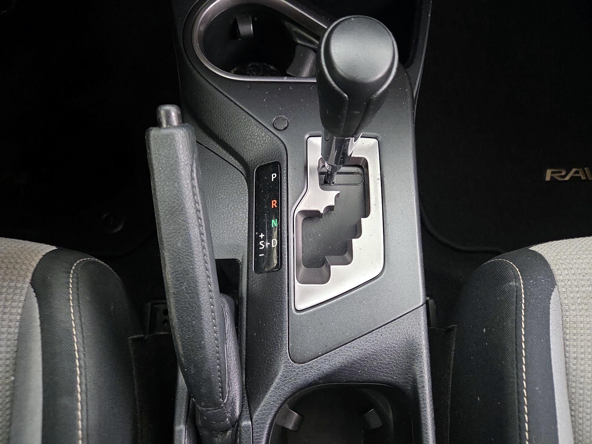 Thumbnail: 2016 Toyota RAV4 - 17