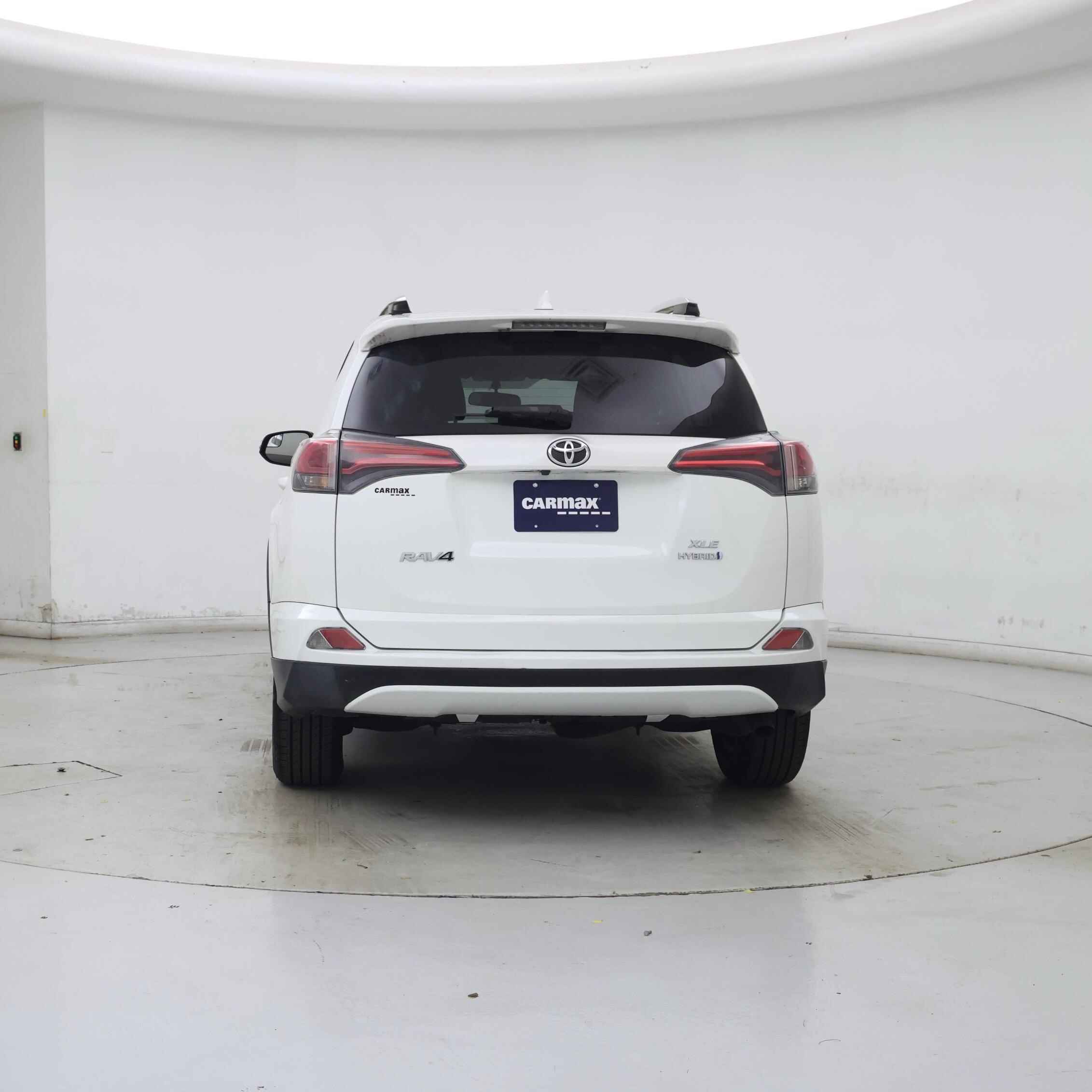 Thumbnail: 2016 Toyota RAV4 - 6