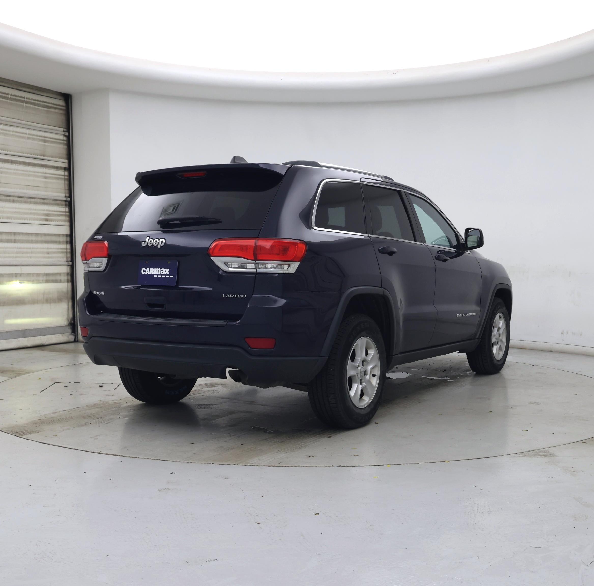Thumbnail: 2015 Jeep Grand Cherokee - 8