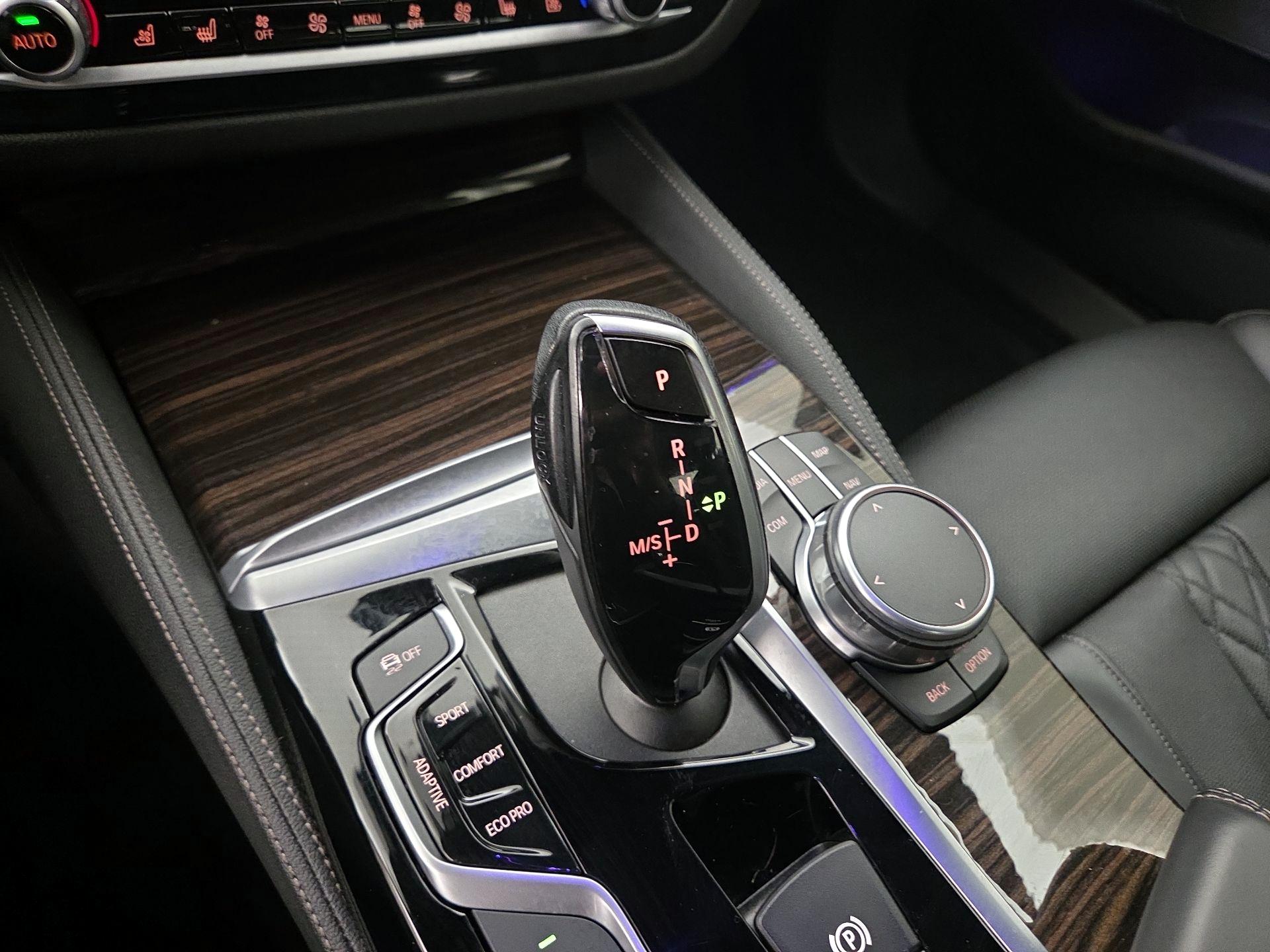 Thumbnail: 2019 BMW 5 Series - 18