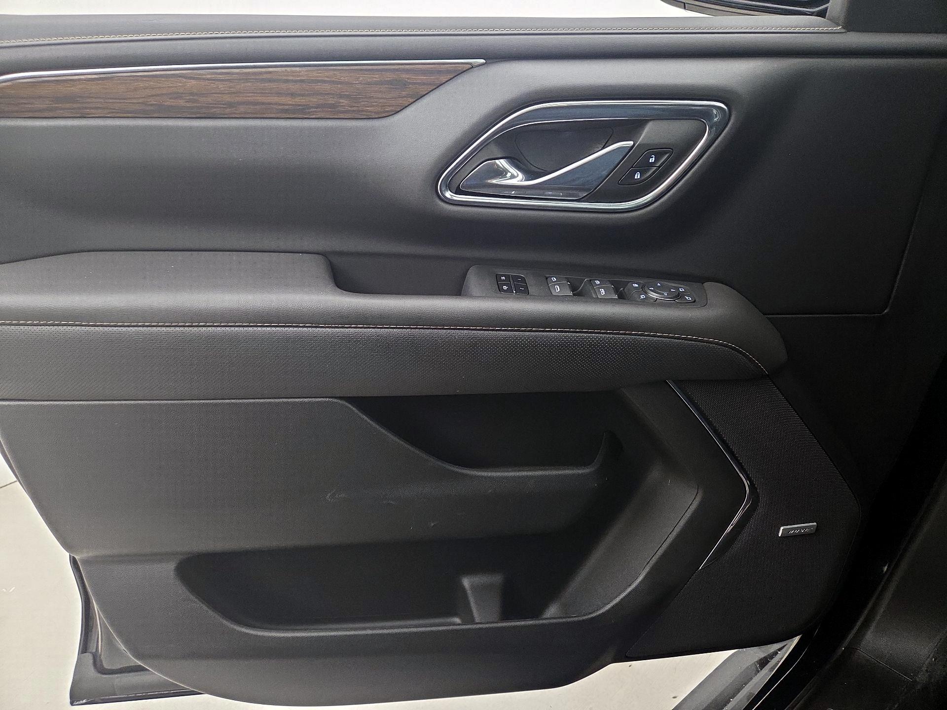 Thumbnail: 2023 Chevrolet Tahoe - 12