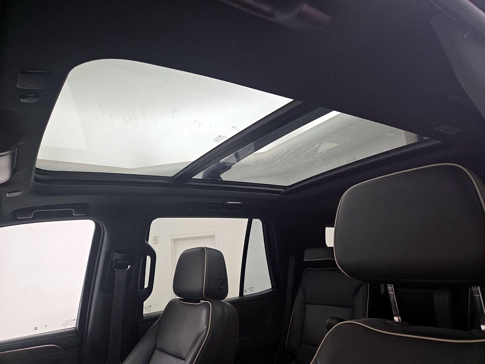 Thumbnail: 2023 Chevrolet Tahoe - 19