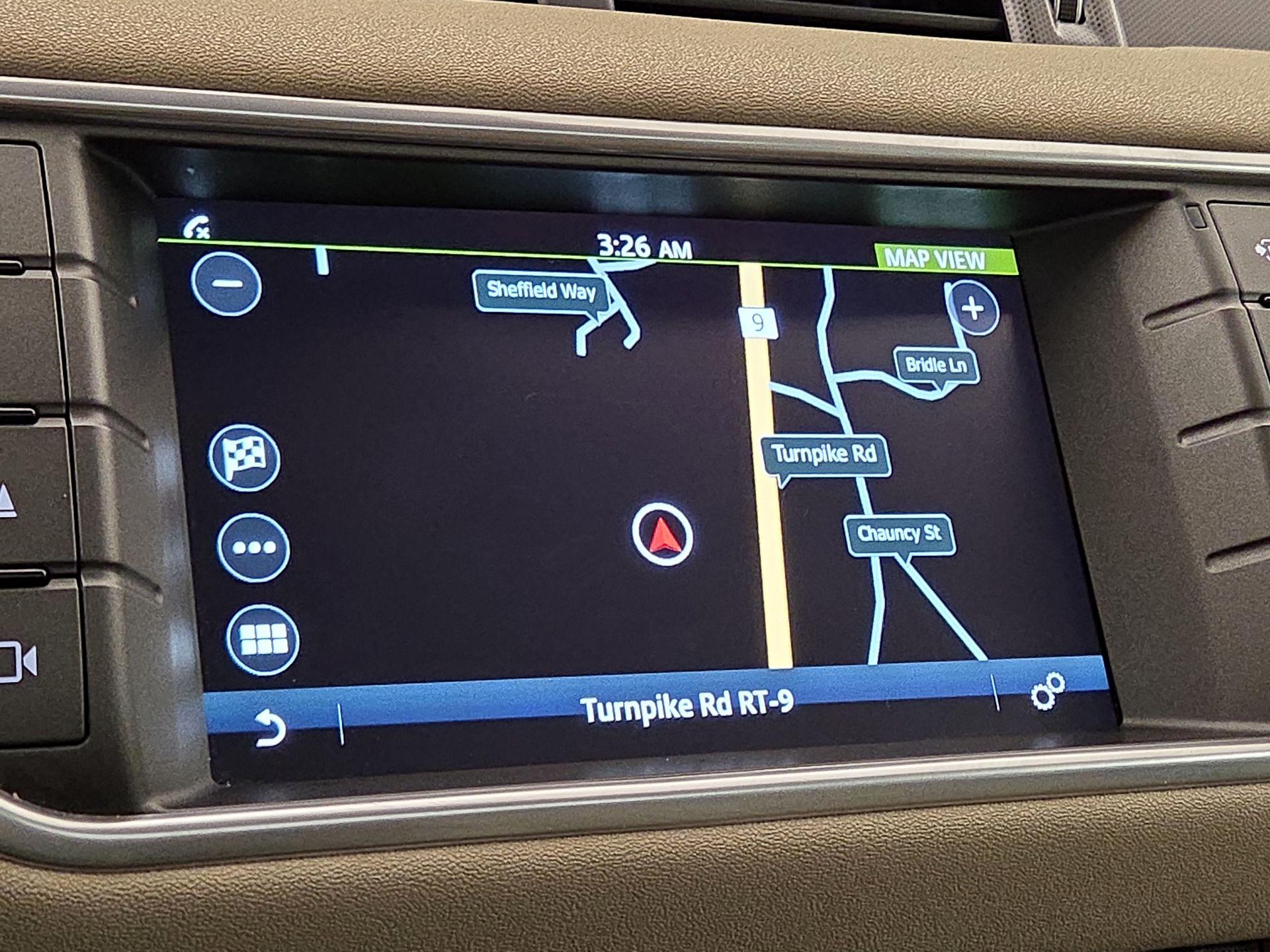 Thumbnail: 2019 Land Rover Range Rover Evoque - 14