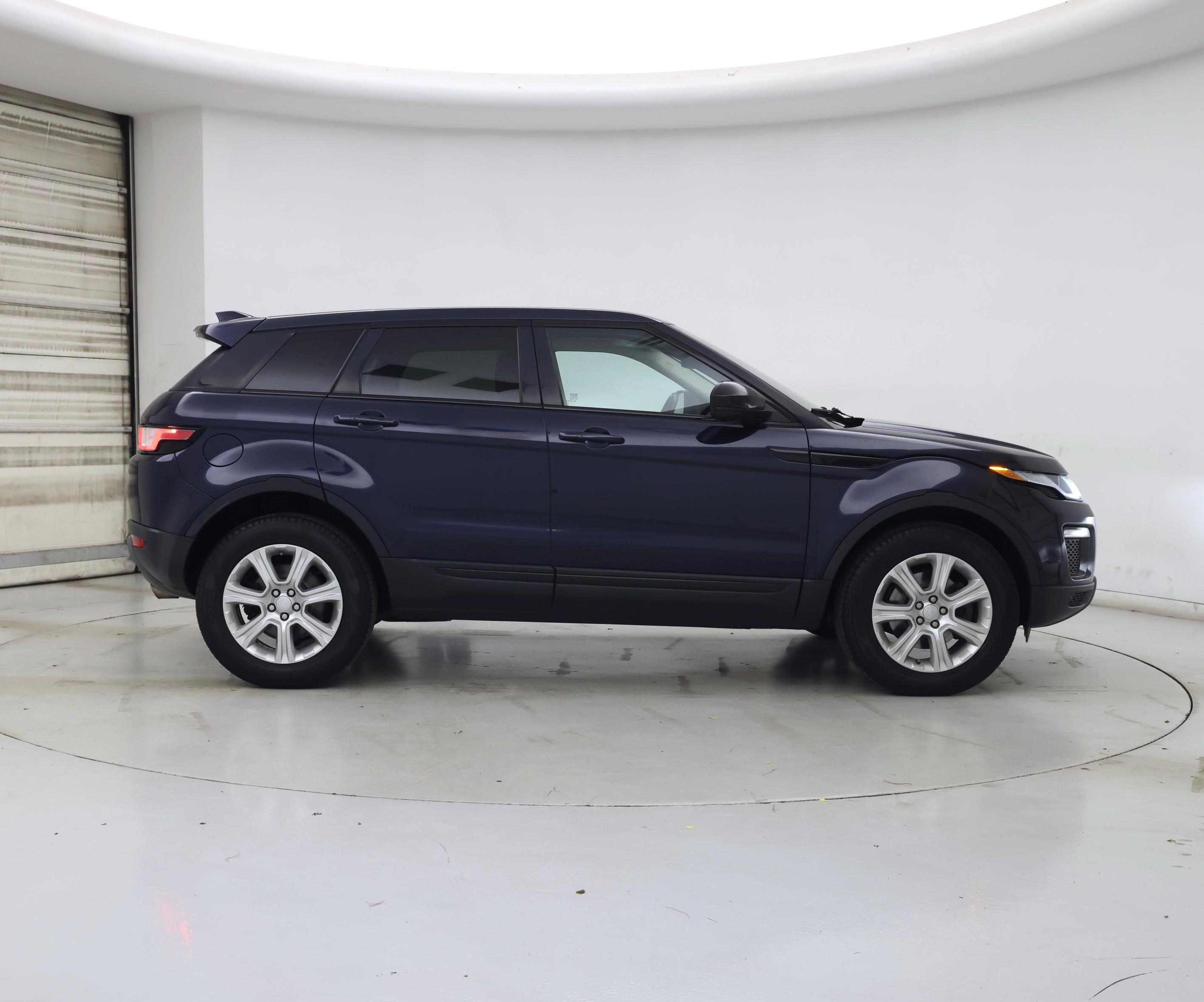 Thumbnail: 2019 Land Rover Range Rover Evoque - 7