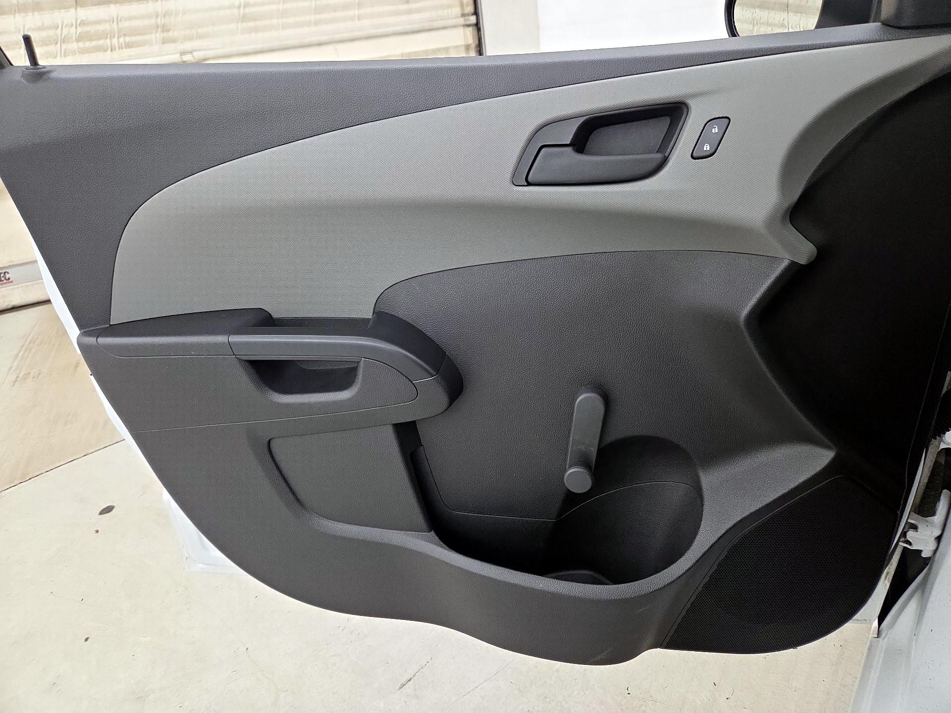 Thumbnail: 2016 Chevrolet Sonic - 12