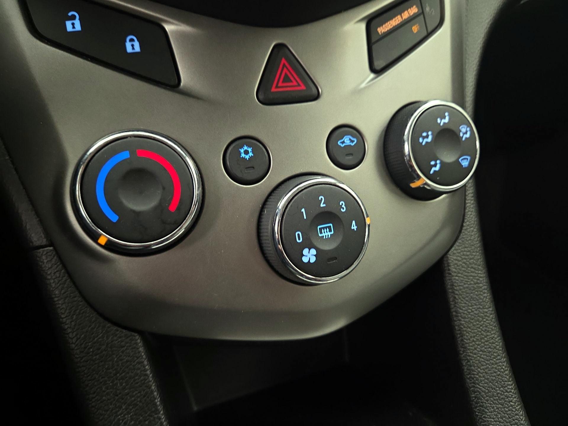 Thumbnail: 2016 Chevrolet Sonic - 15