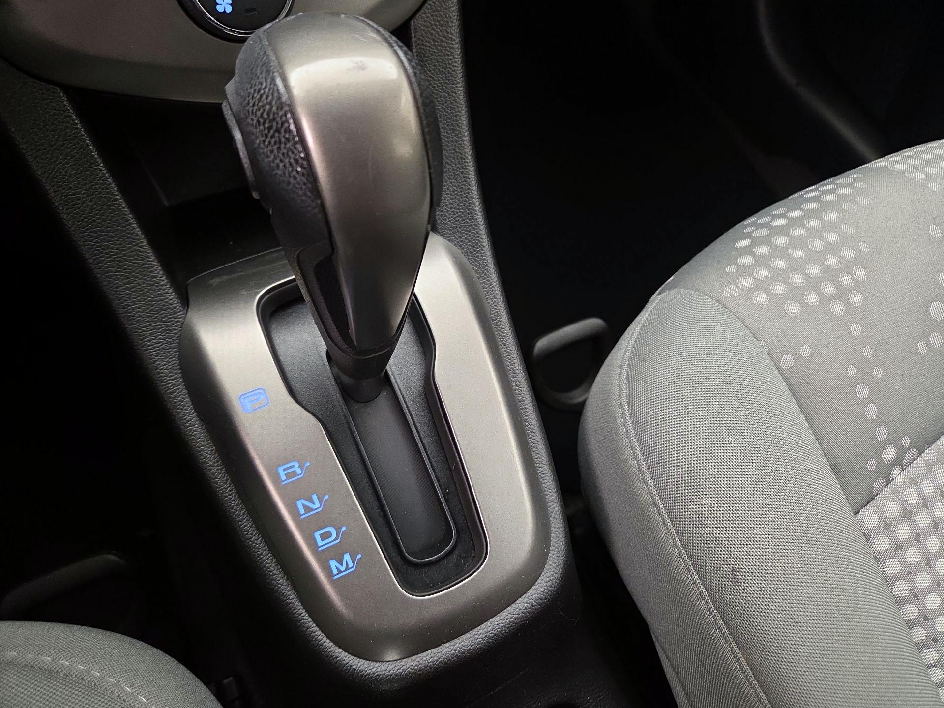 Thumbnail: 2016 Chevrolet Sonic - 16