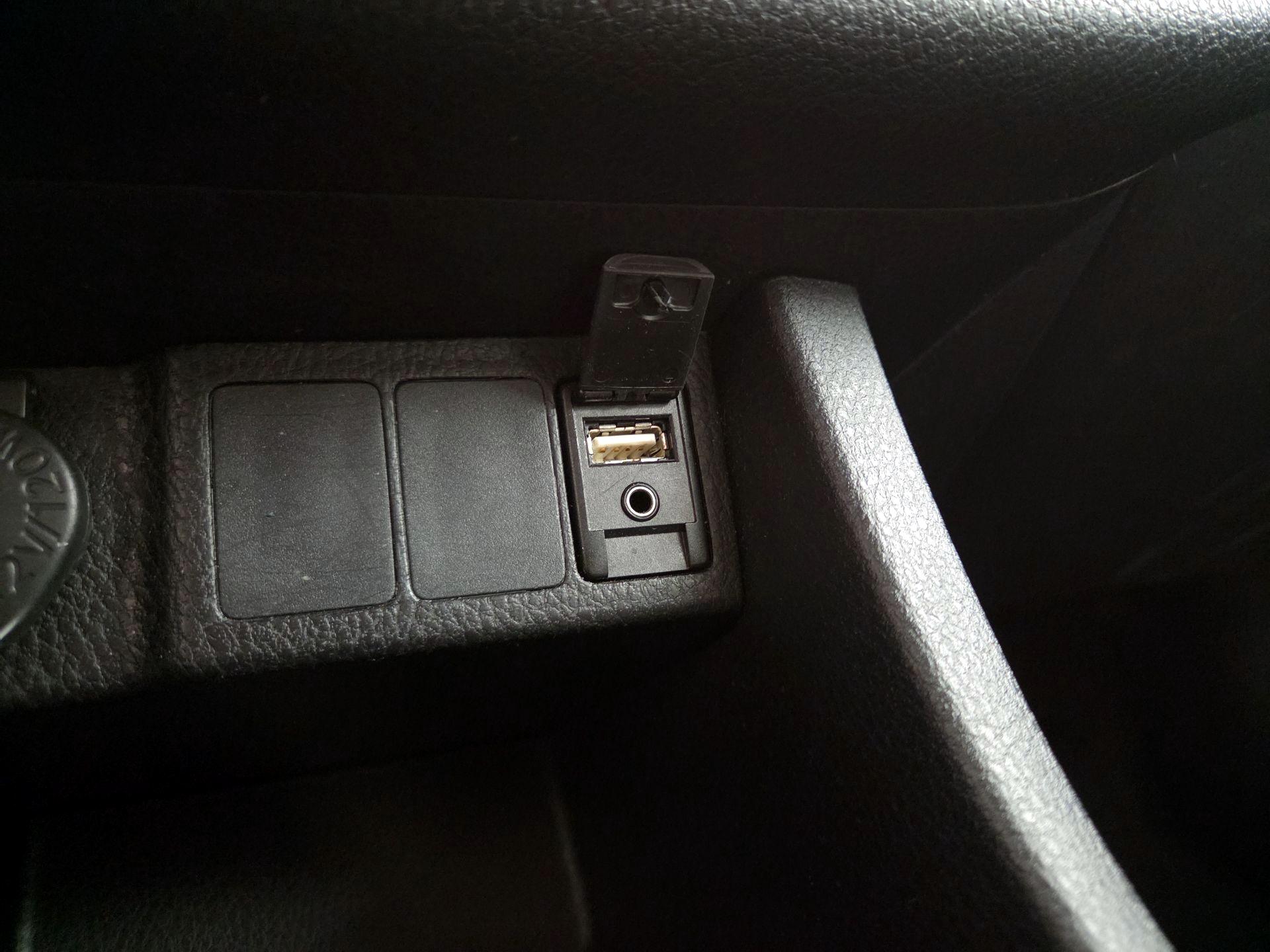 Thumbnail: 2019 Toyota Corolla - 18