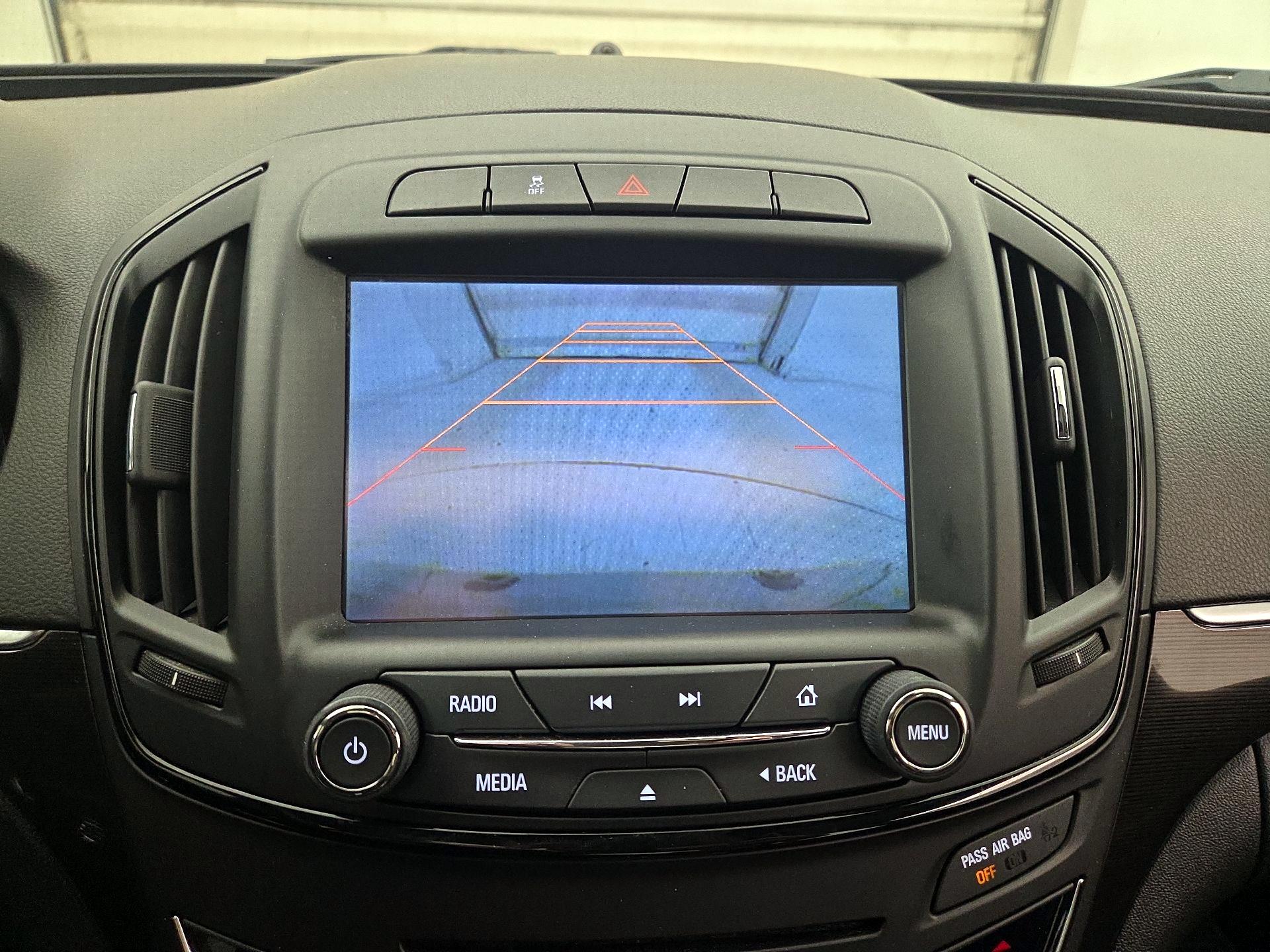 Thumbnail: 2015 Buick Regal - 14