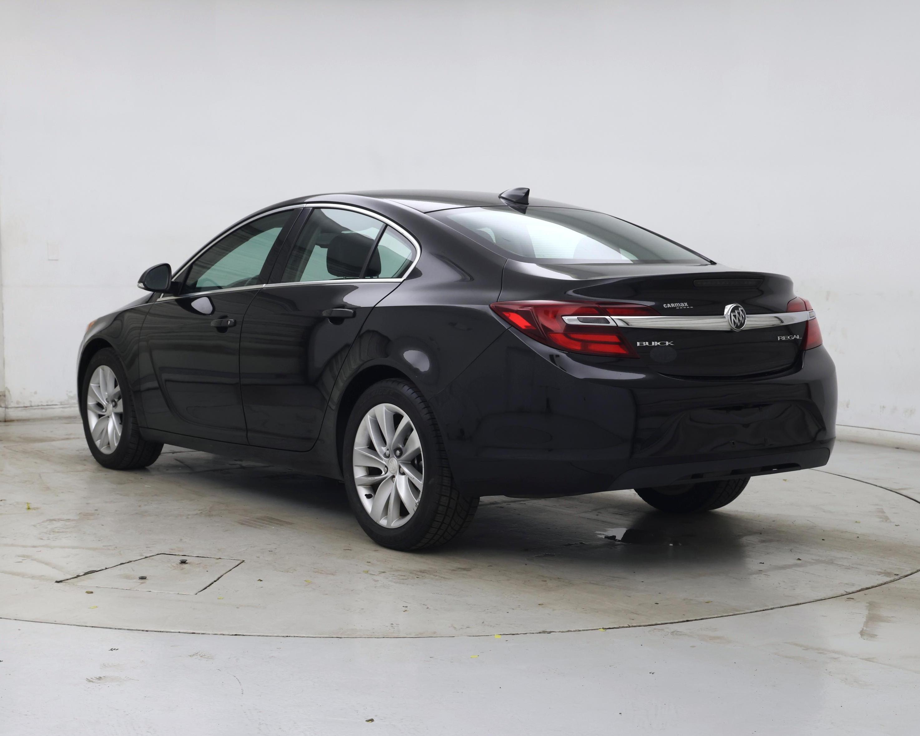 Thumbnail: 2015 Buick Regal - 2