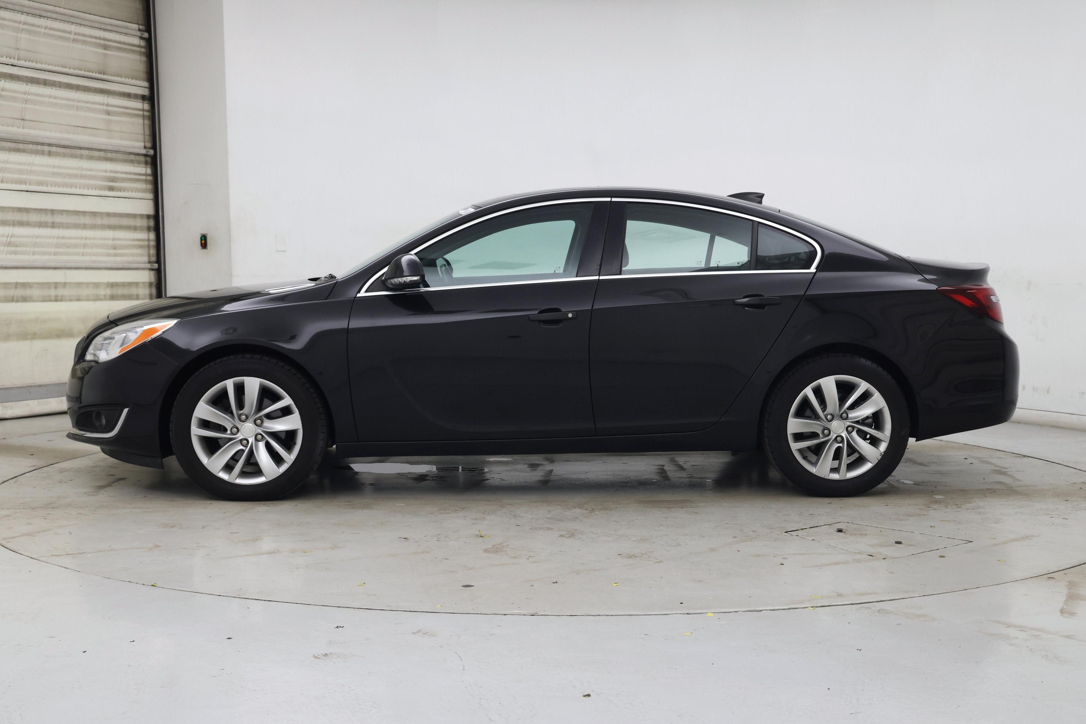 Thumbnail: 2015 Buick Regal - 3