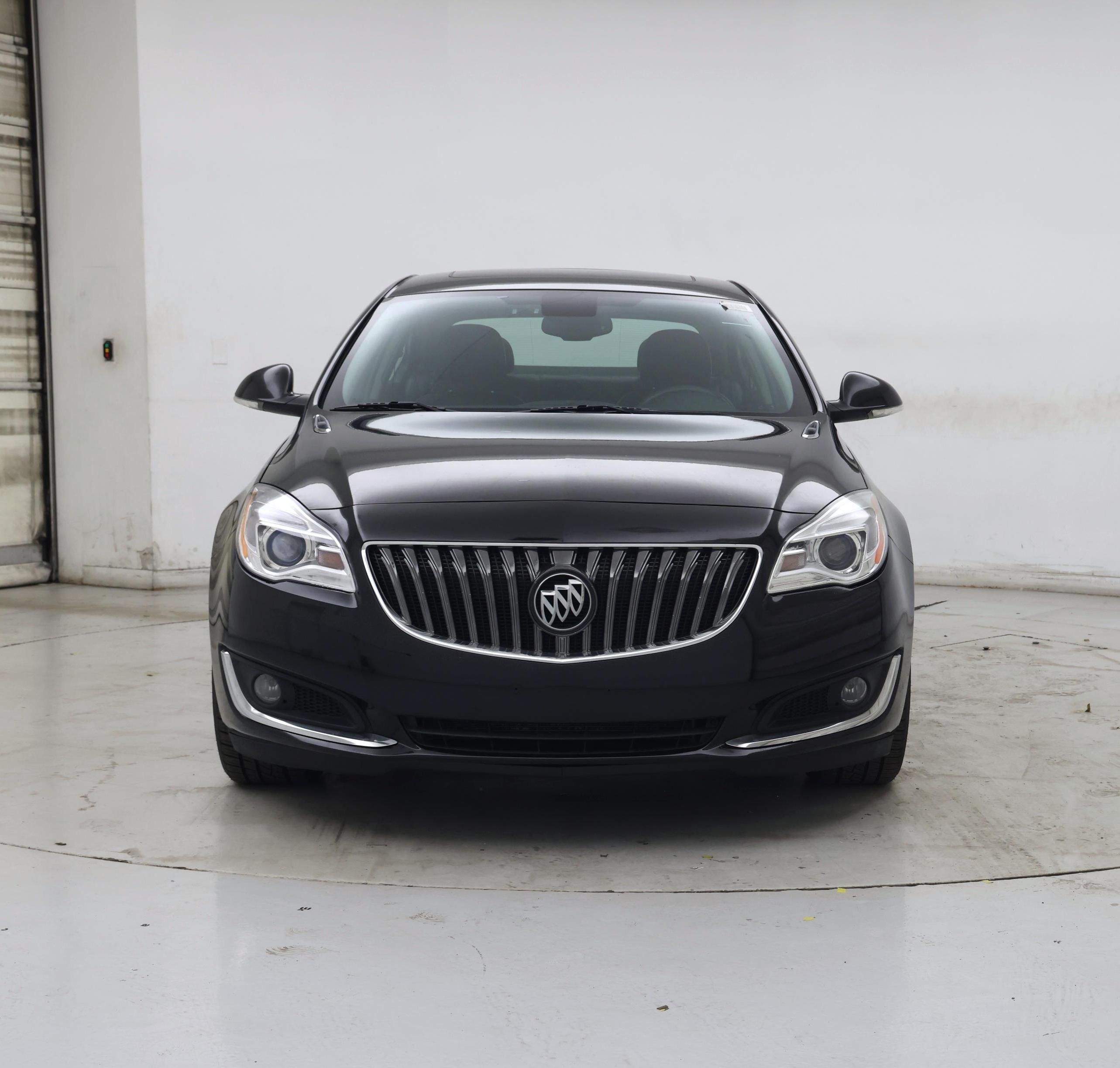 Thumbnail: 2015 Buick Regal - 5