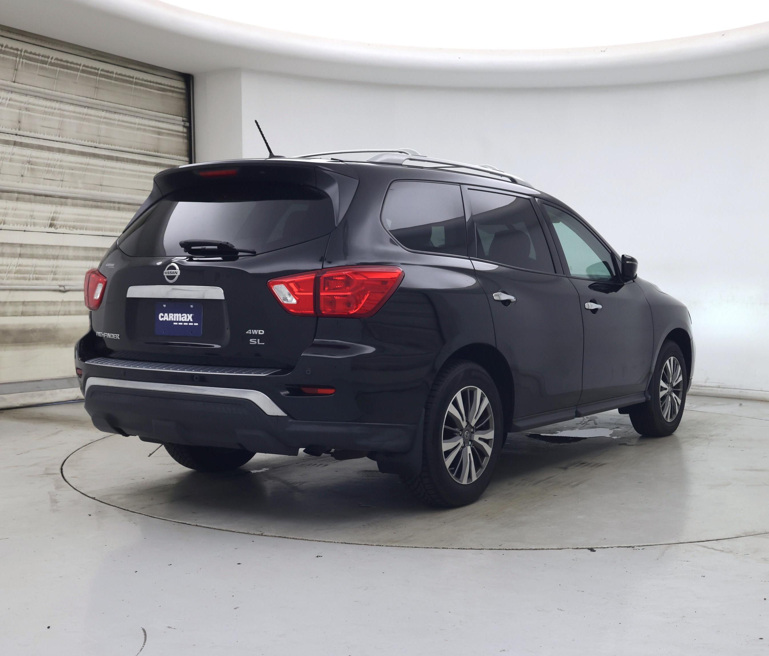 Thumbnail: 2018 Nissan Pathfinder - 8