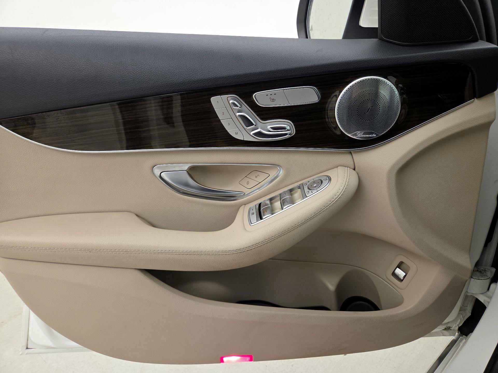 Thumbnail: 2017 Mercedes-Benz C-Class - 12