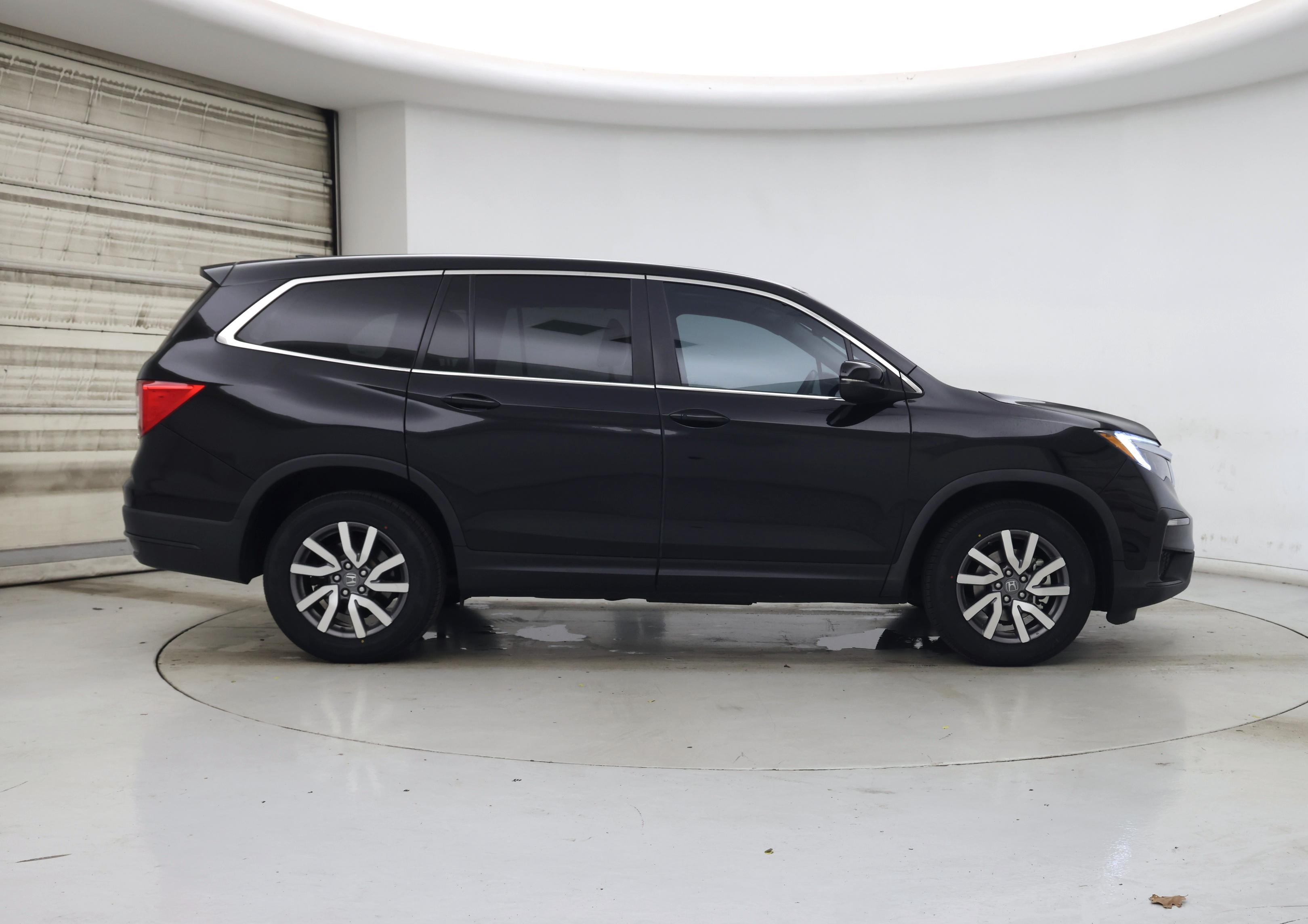Thumbnail: 2019 Honda Pilot - 7