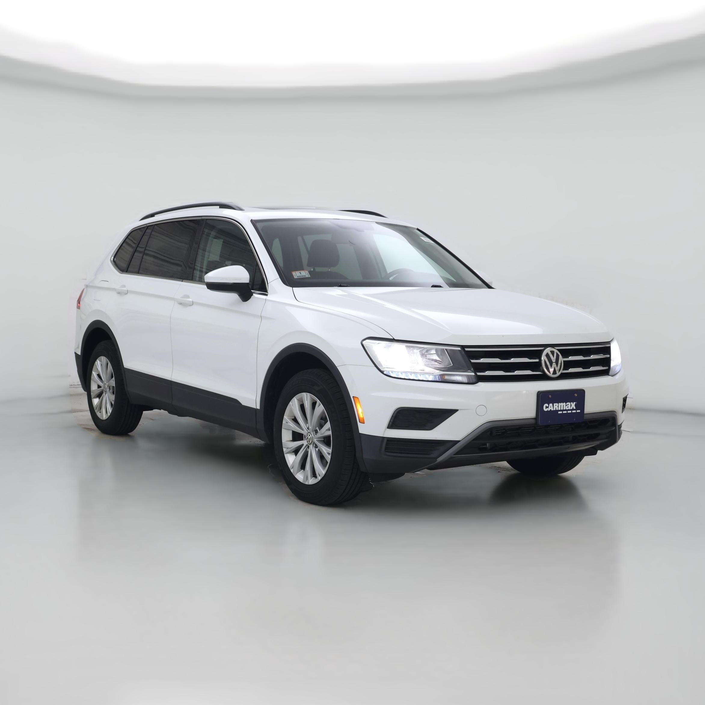 Thumbnail: 2019 Volkswagen Tiguan - 1