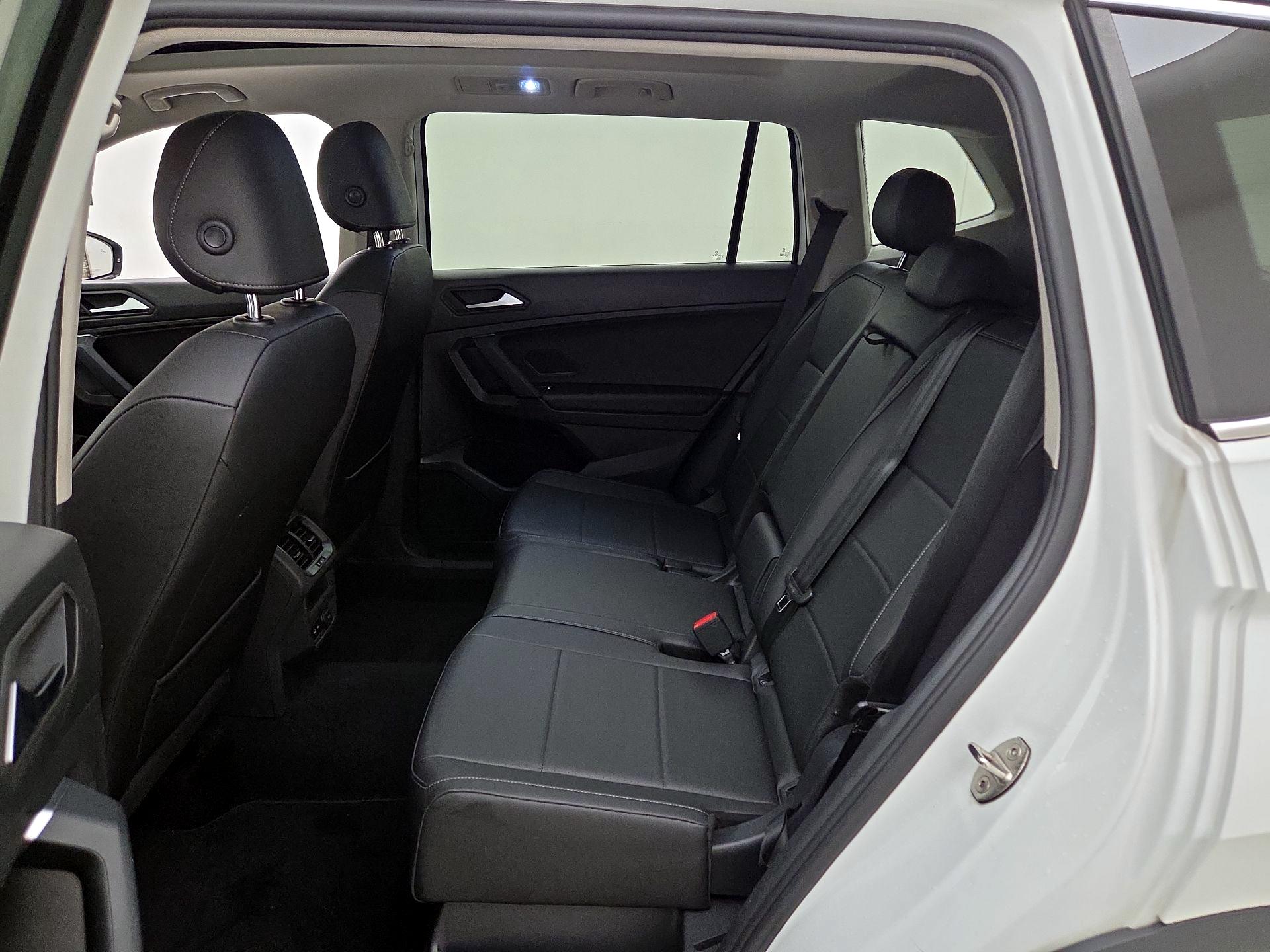 Thumbnail: 2019 Volkswagen Tiguan - 20