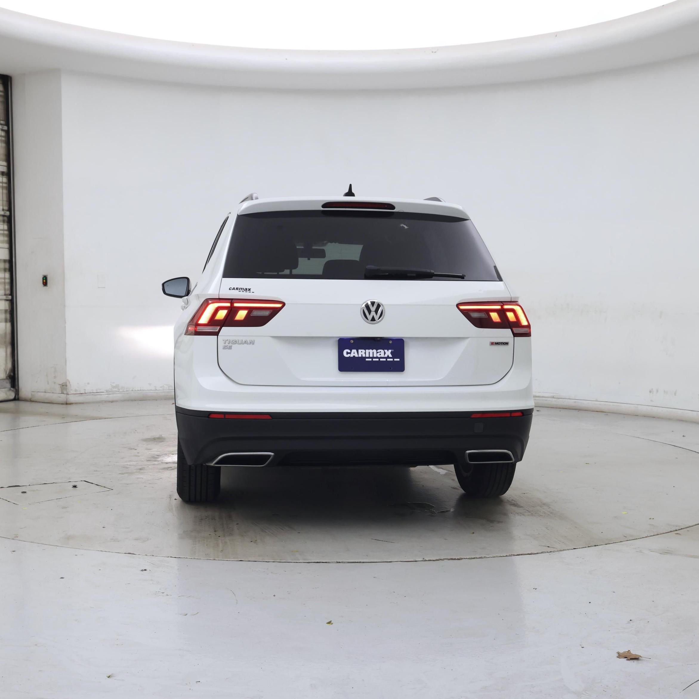 Thumbnail: 2019 Volkswagen Tiguan - 6