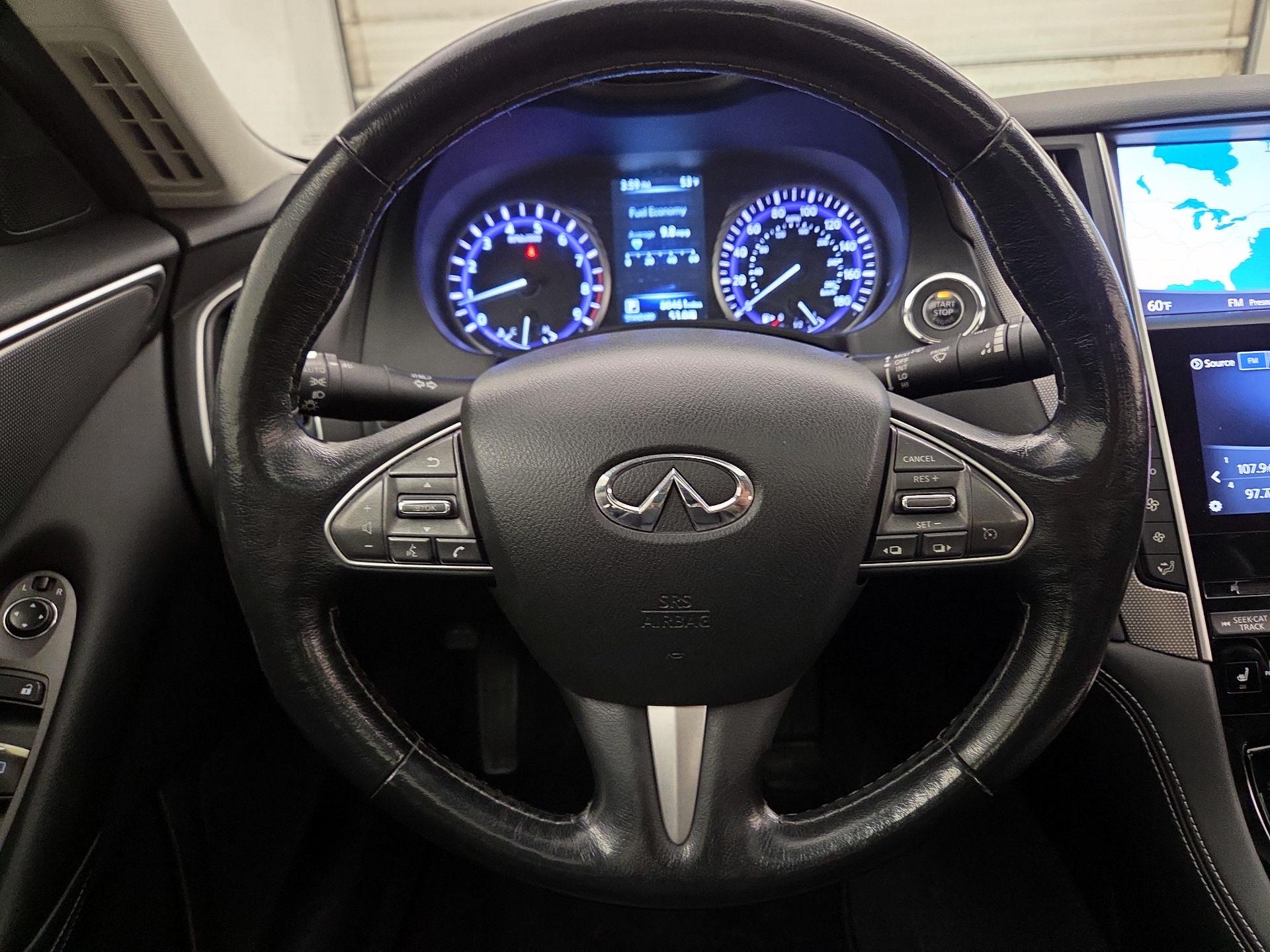 Thumbnail: 2015 INFINITI Q50 - 10