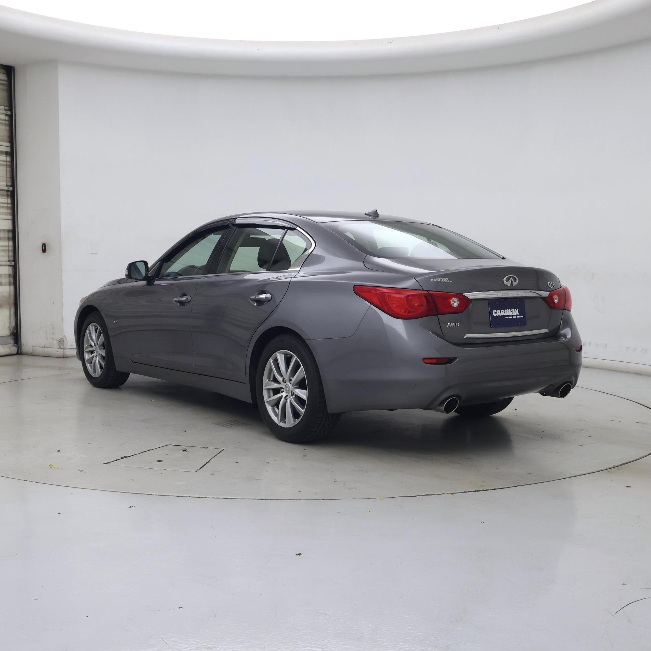 Thumbnail: 2015 INFINITI Q50 - 2