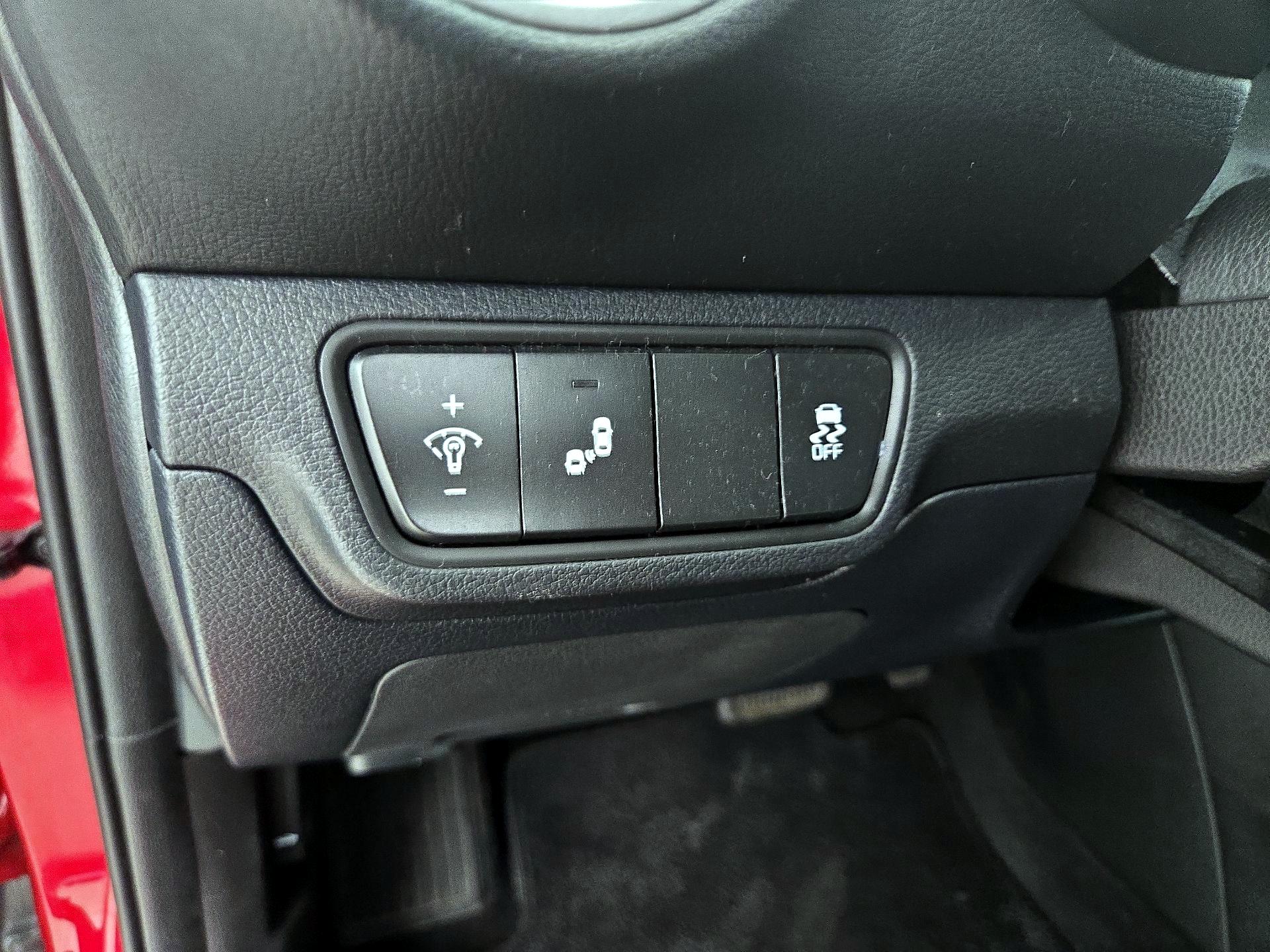 Thumbnail: 2022 Kia Forte - 13