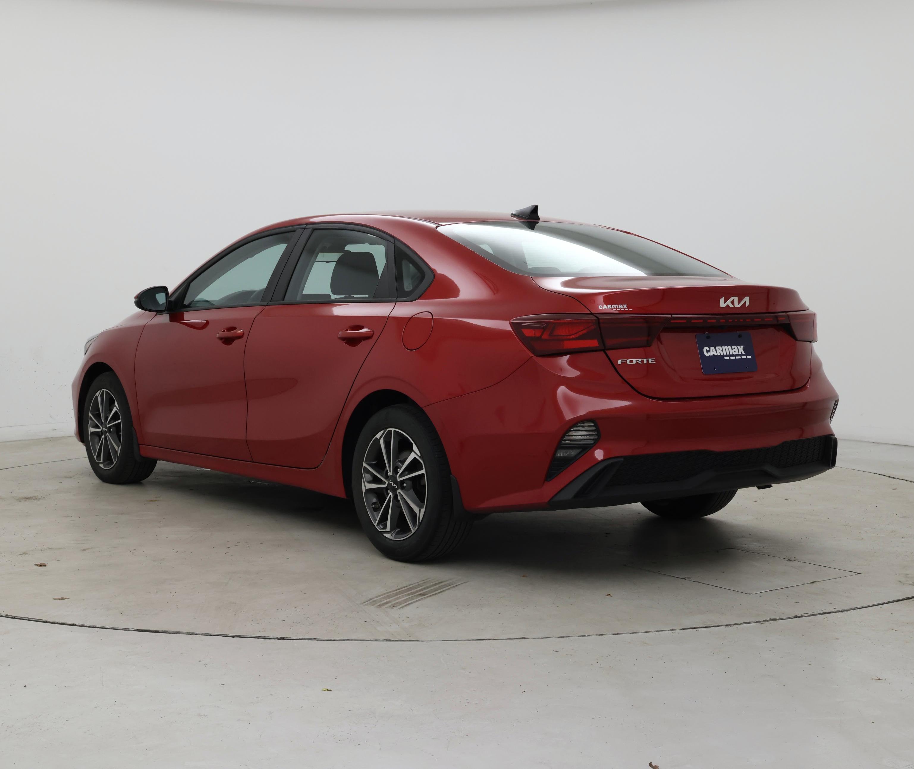 Thumbnail: 2022 Kia Forte - 2