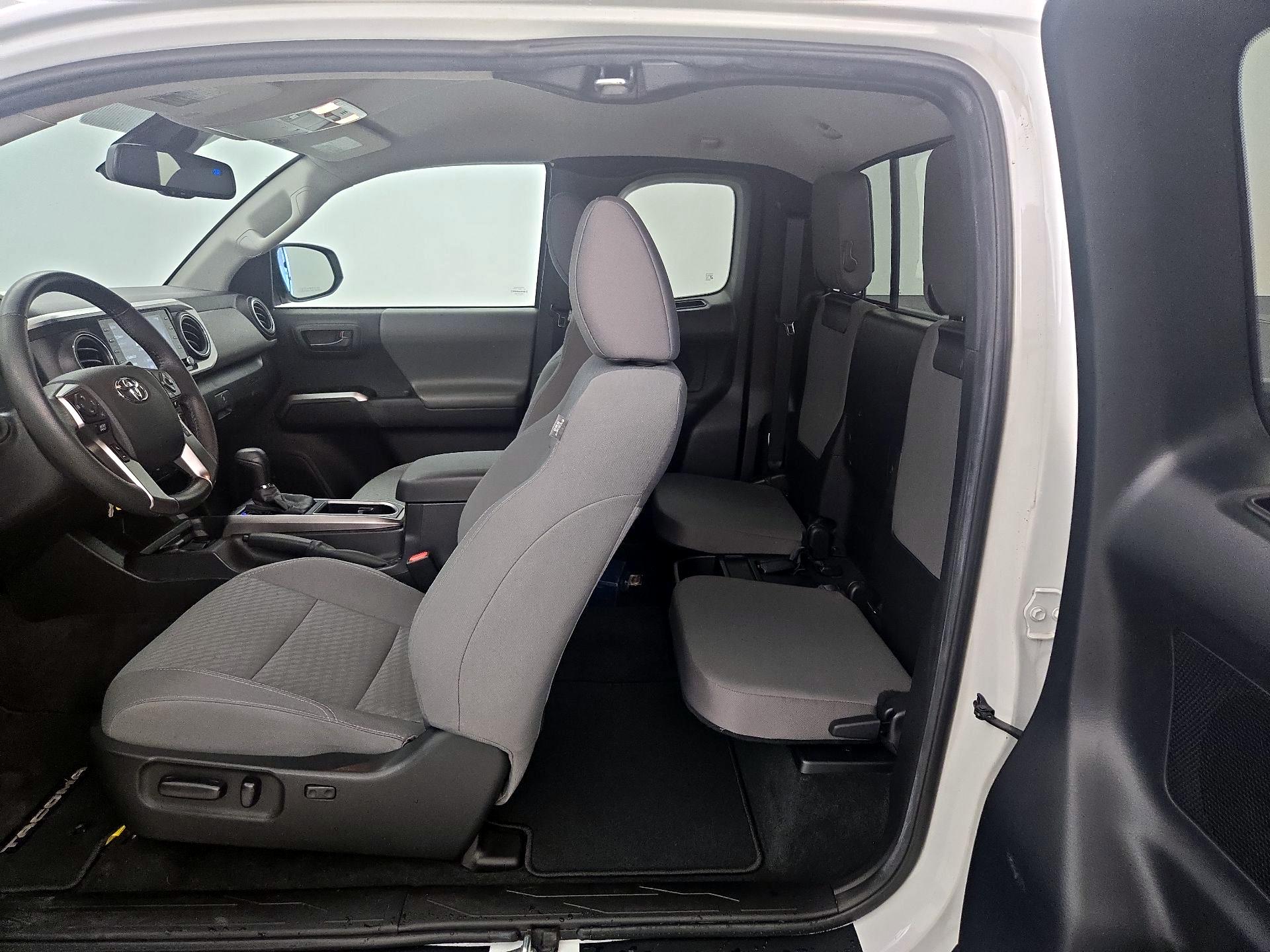 Thumbnail: 2022 Toyota Tacoma - 19