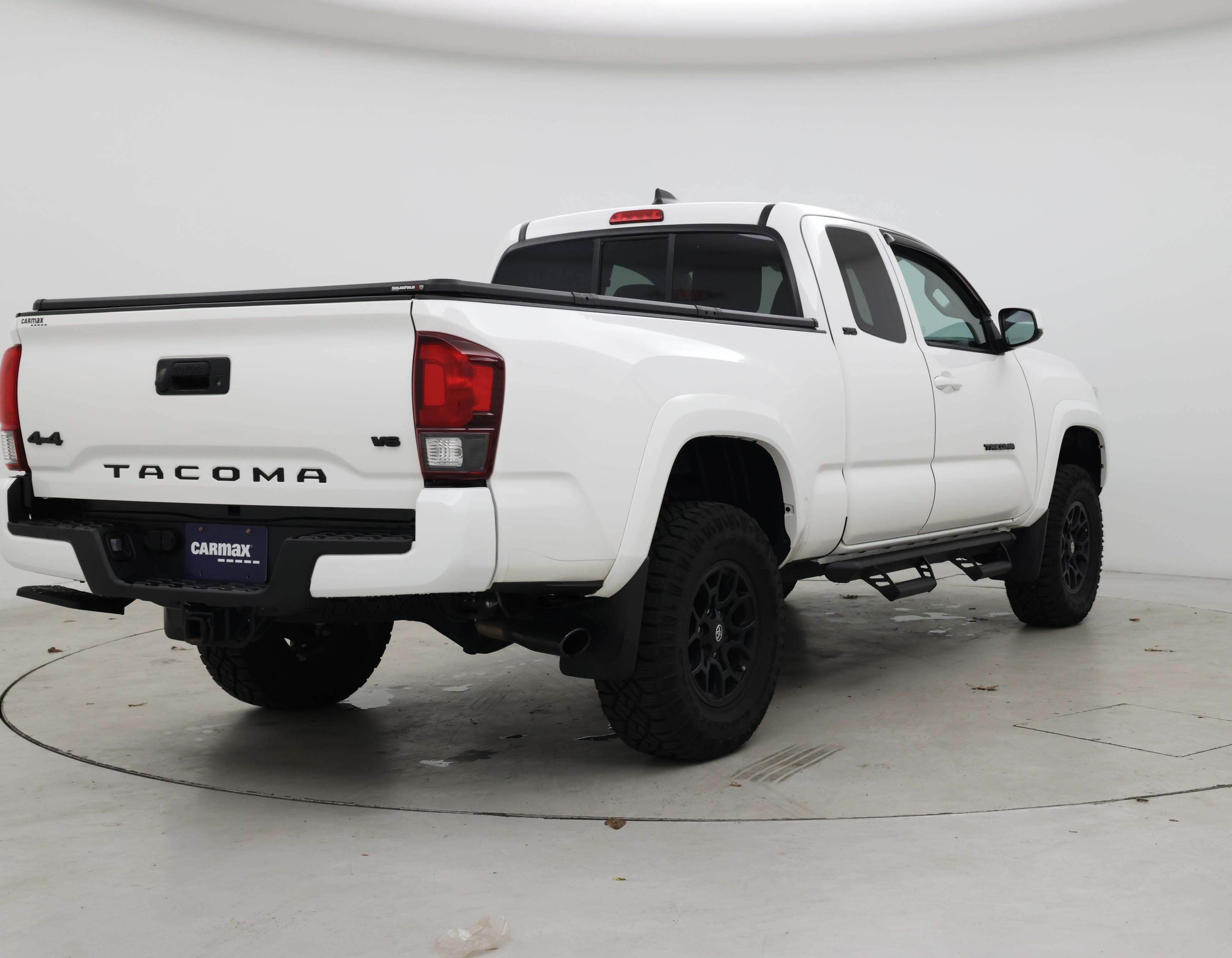 Thumbnail: 2022 Toyota Tacoma - 8