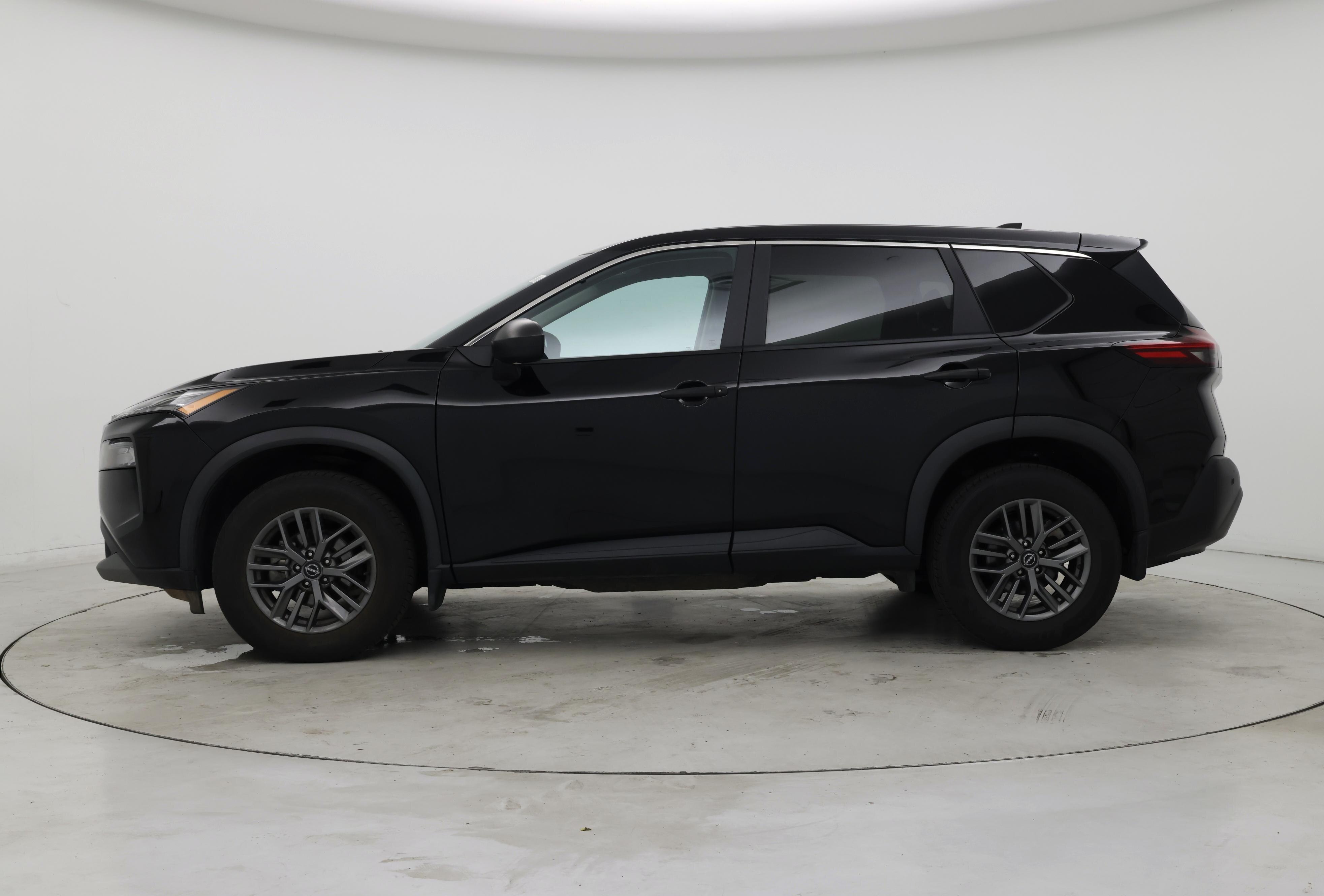 Thumbnail: 2023 Nissan Rogue - 3
