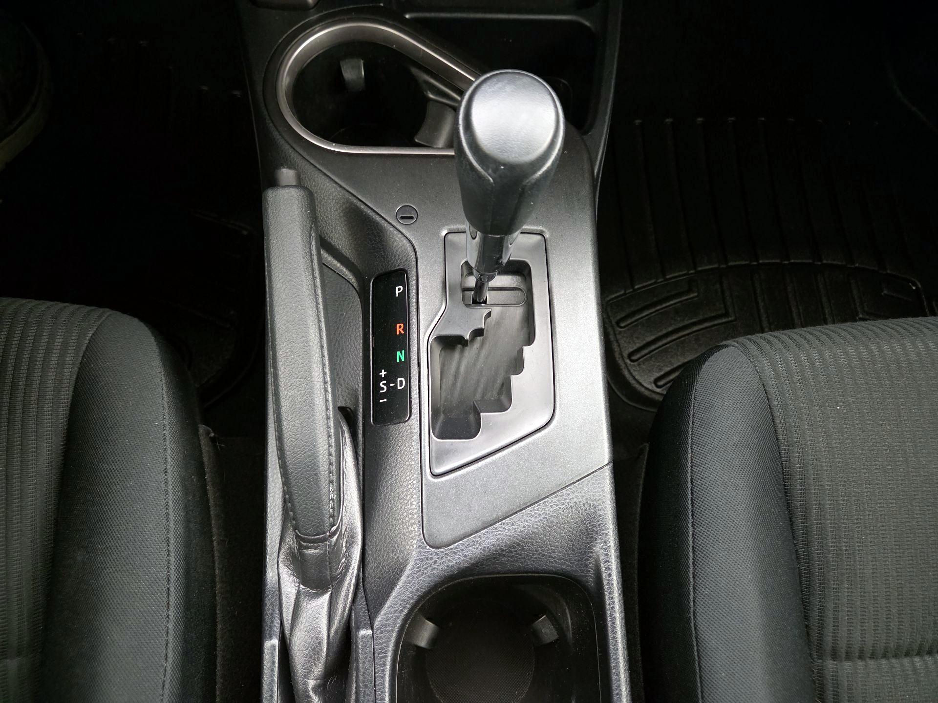 Thumbnail: 2016 Toyota RAV4 - 17