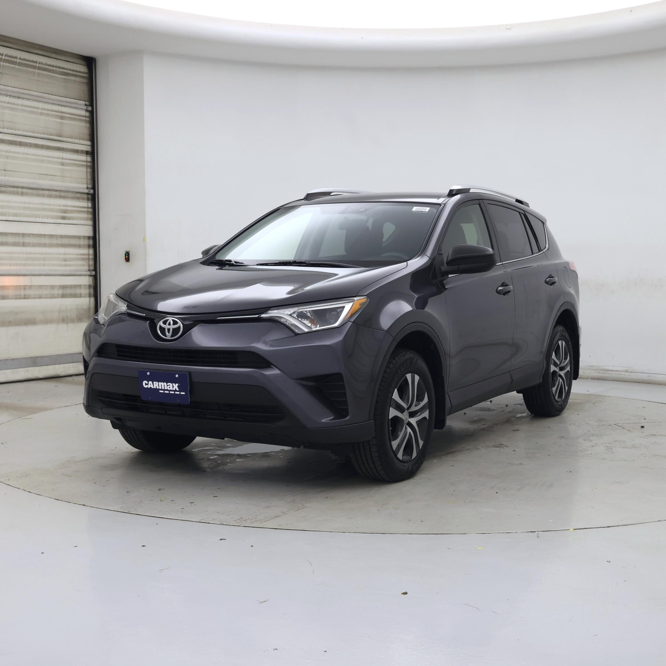 Thumbnail: 2016 Toyota RAV4 - 4