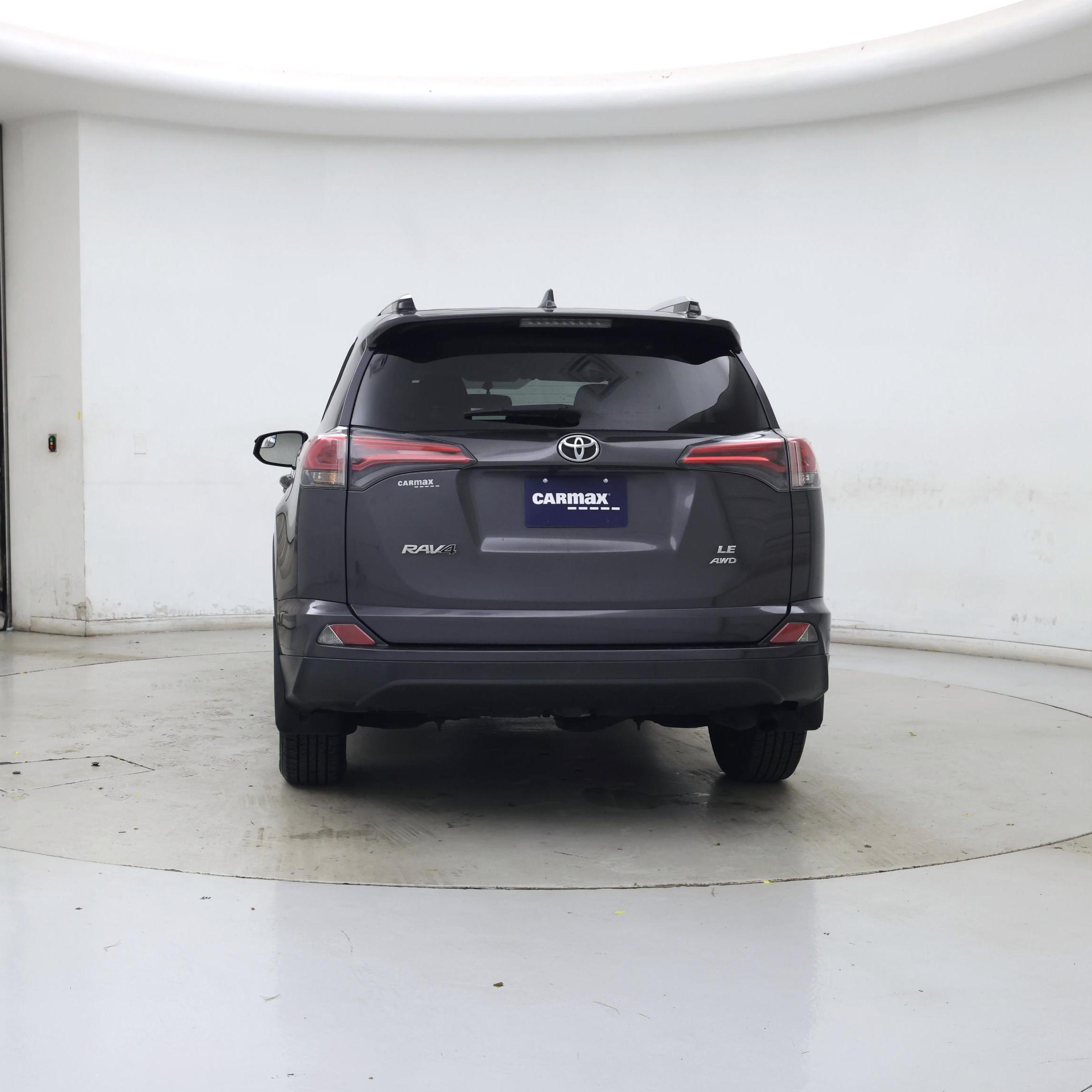 Thumbnail: 2016 Toyota RAV4 - 6