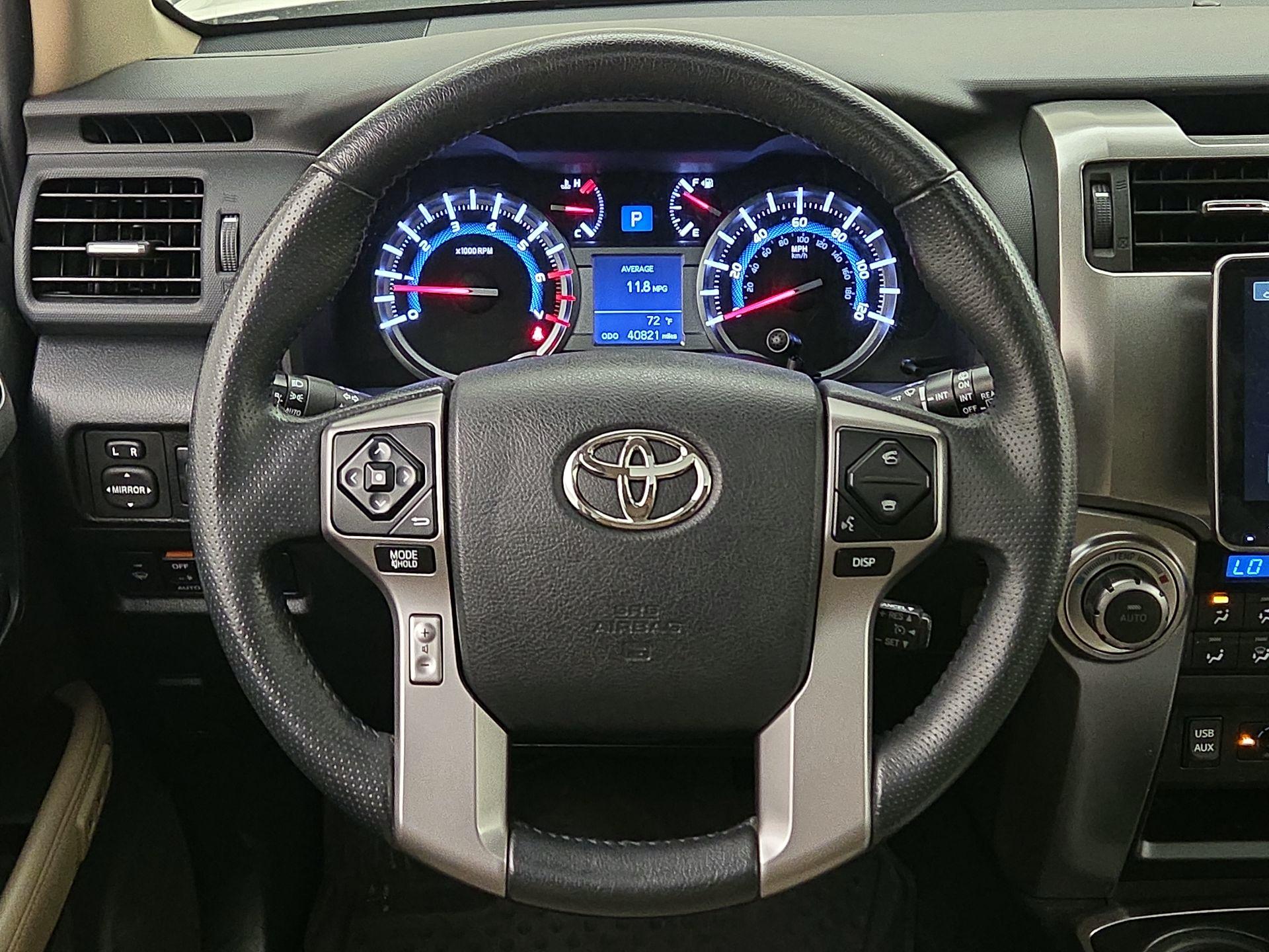 Thumbnail: 2017 Toyota 4Runner - 10