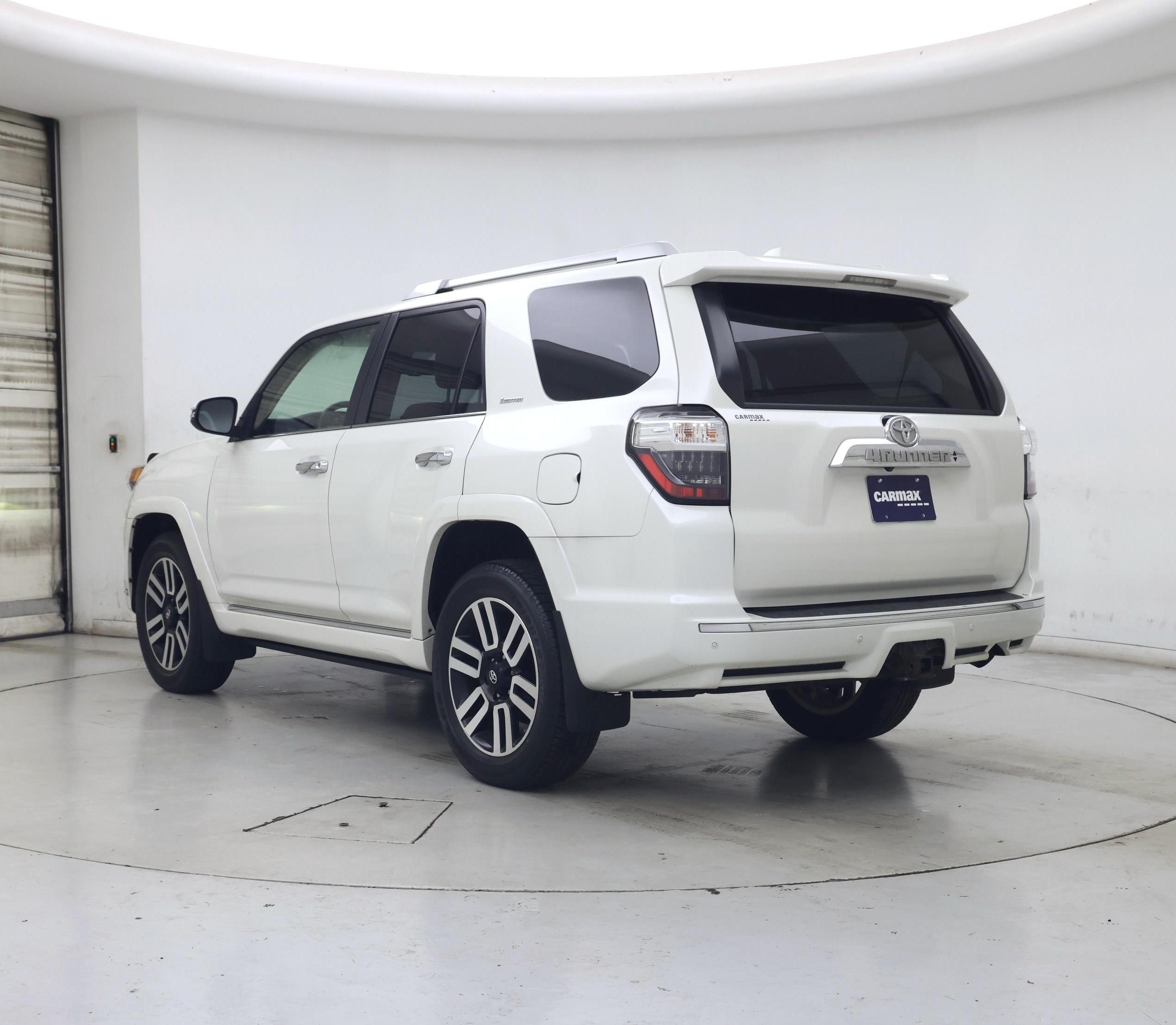 Thumbnail: 2017 Toyota 4Runner - 2