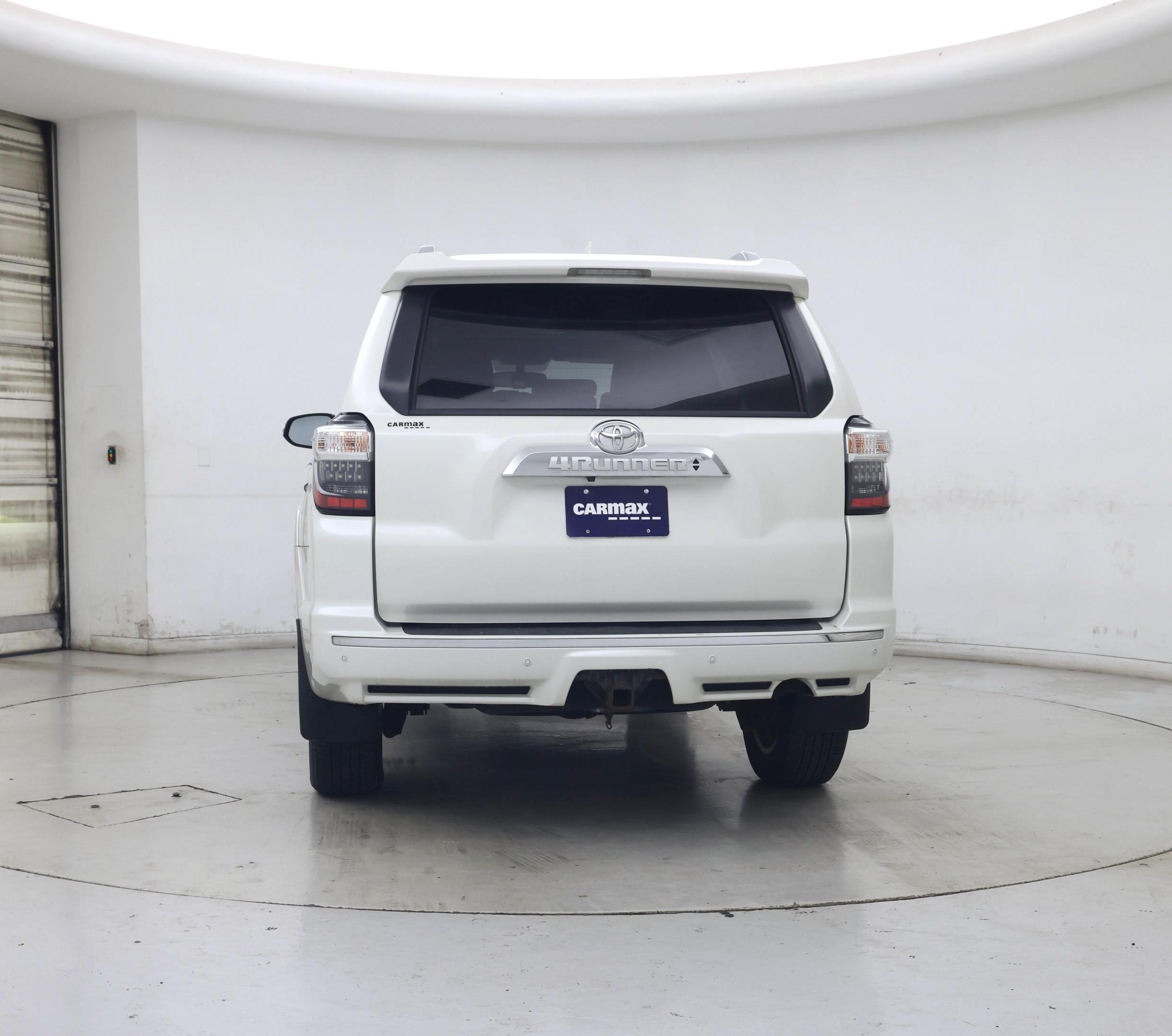 Thumbnail: 2017 Toyota 4Runner - 6