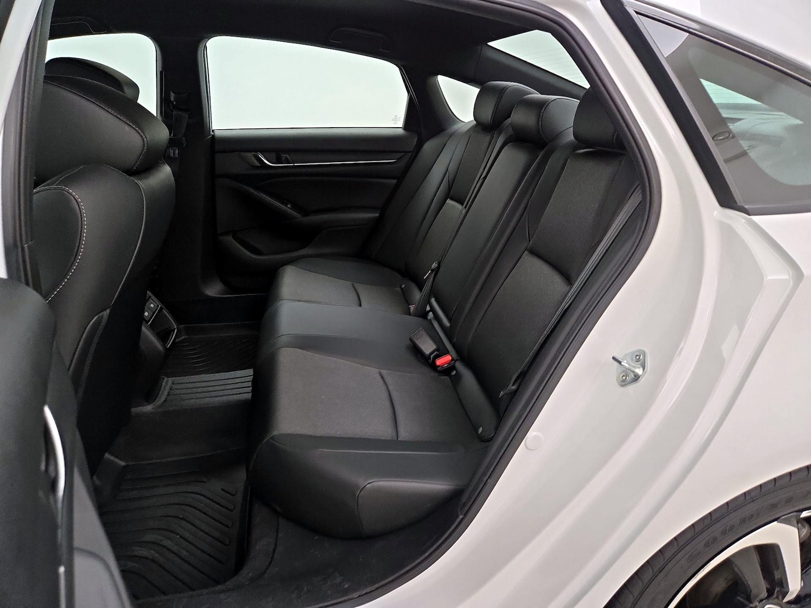 2021 Honda Accord Sport - Photo 20