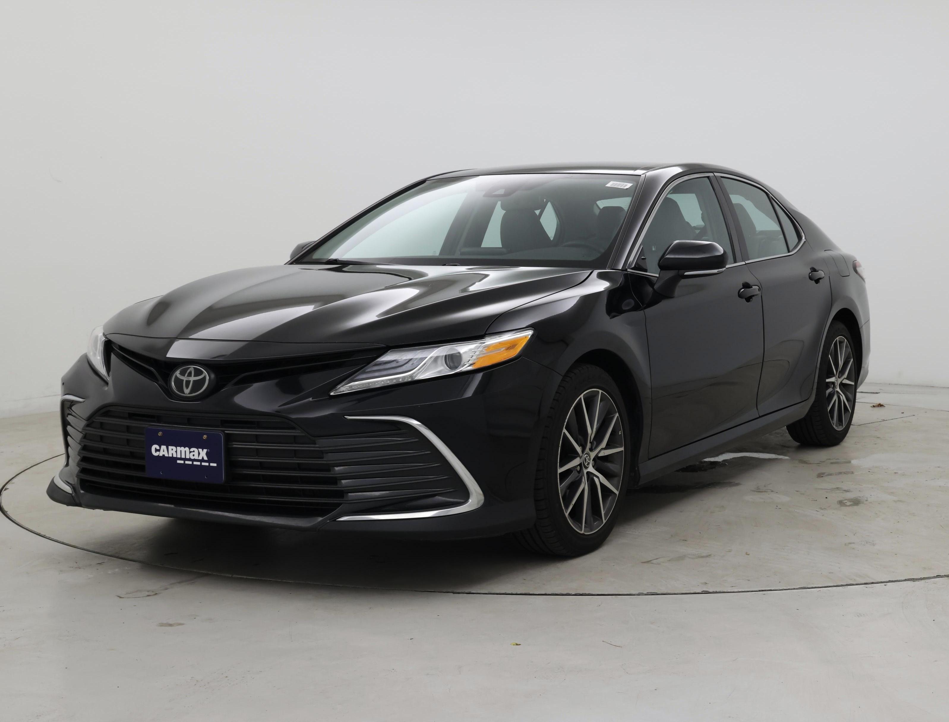 Thumbnail: 2023 Toyota Camry - 4
