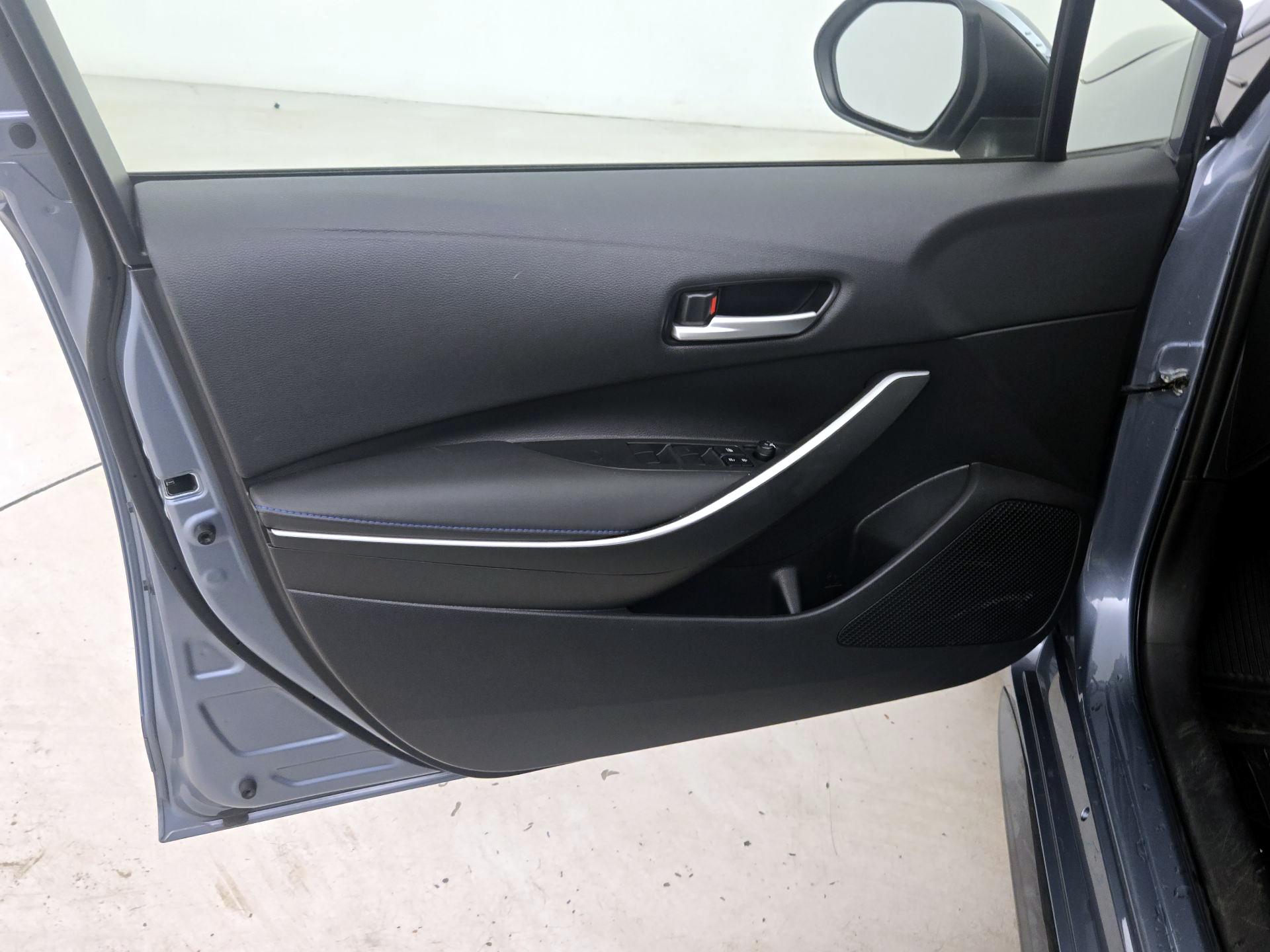 Thumbnail: 2022 Toyota Corolla - 12